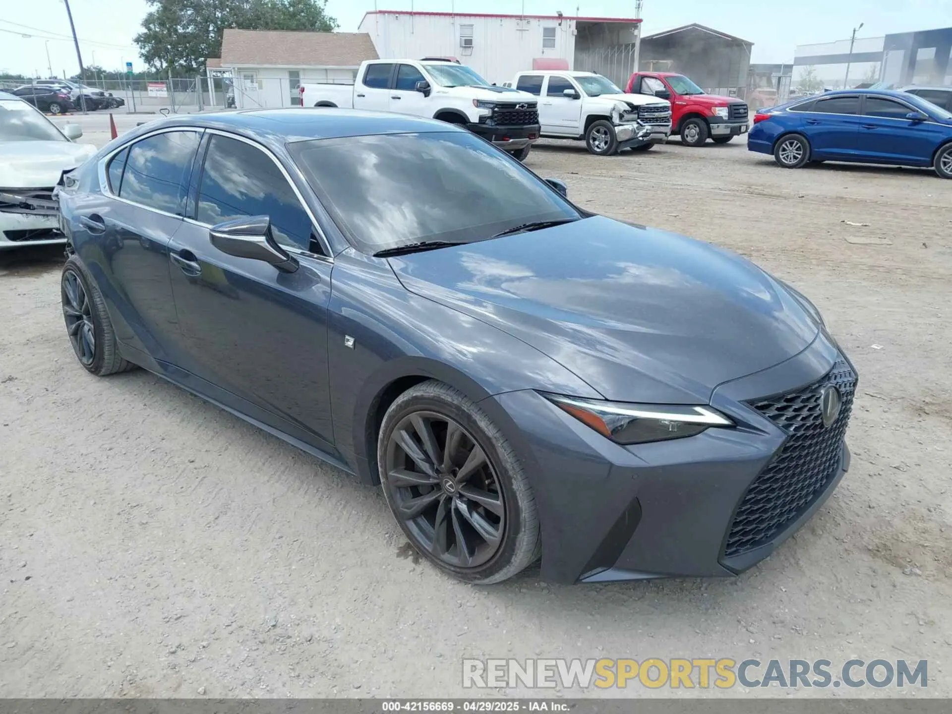 1 fotografías del automóvil dañado JTHCA1D25M5116300 LEXUS IS 300 2021