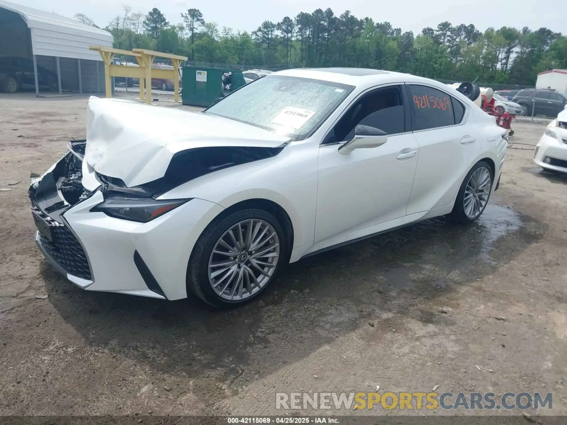 2 fotografías del automóvil dañado JTHD81F21N5048009 LEXUS IS 300 2022