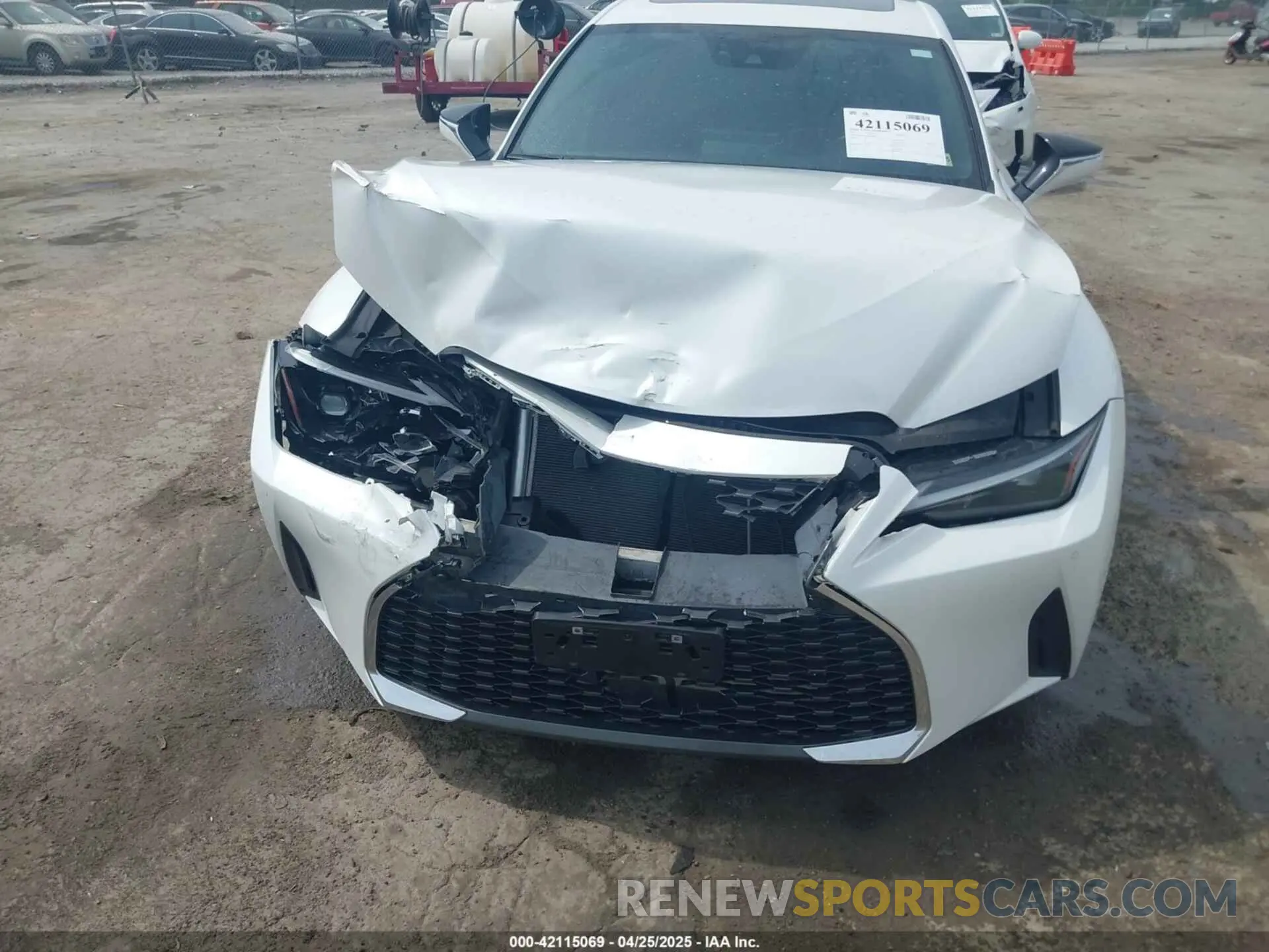 6 fotografías del automóvil dañado JTHD81F21N5048009 LEXUS IS 300 2022
