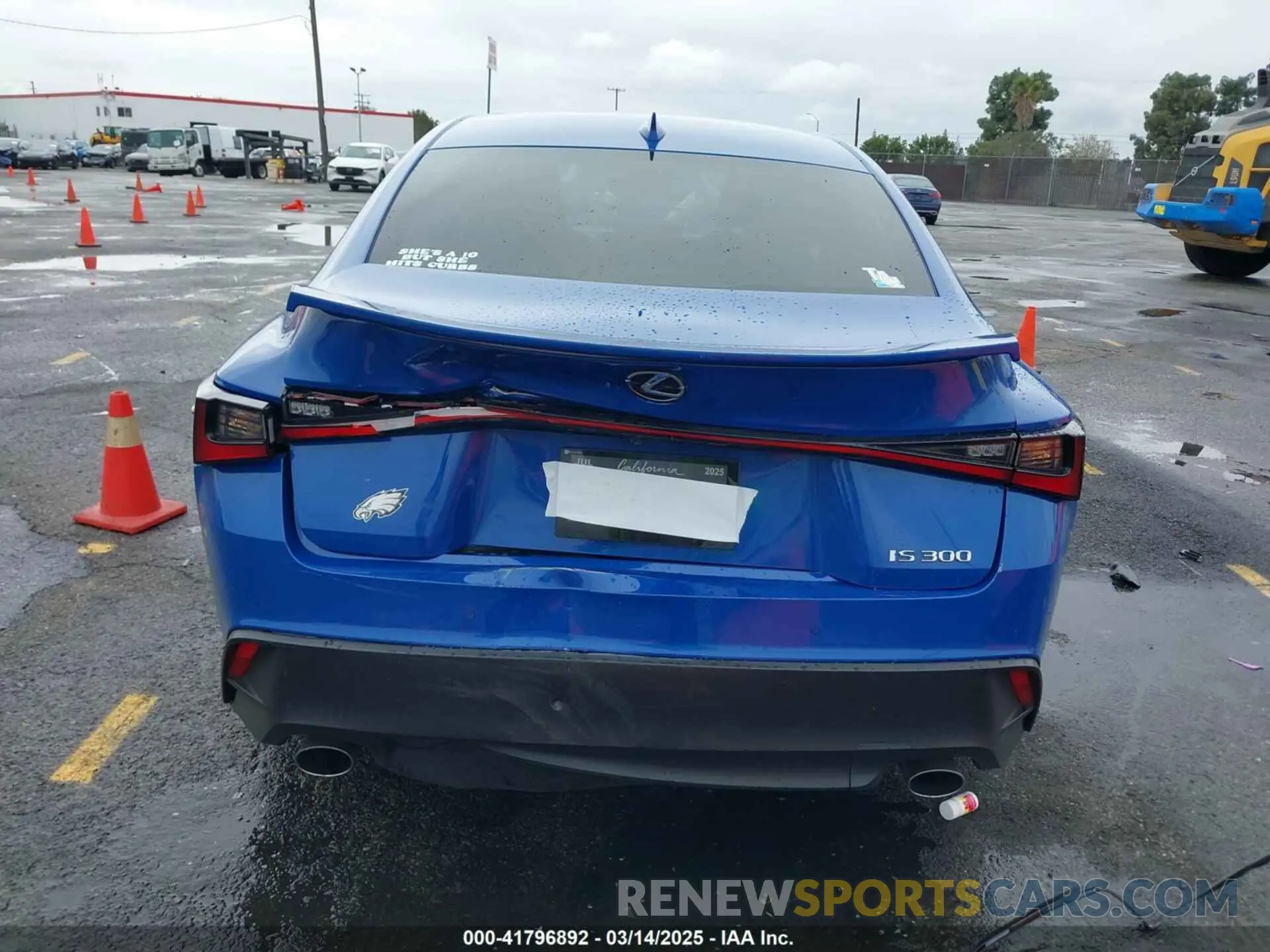 16 fotografías del automóvil dañado JTHDA1D22N5121234 LEXUS IS 300 2022
