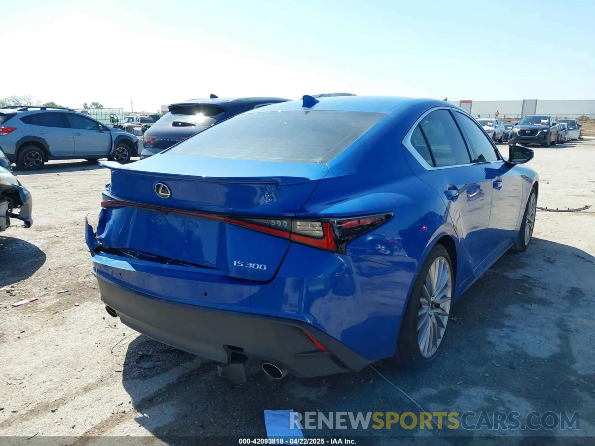 4 fotografías del automóvil dañado JTHDA1D29N5121361 LEXUS IS 300 2022