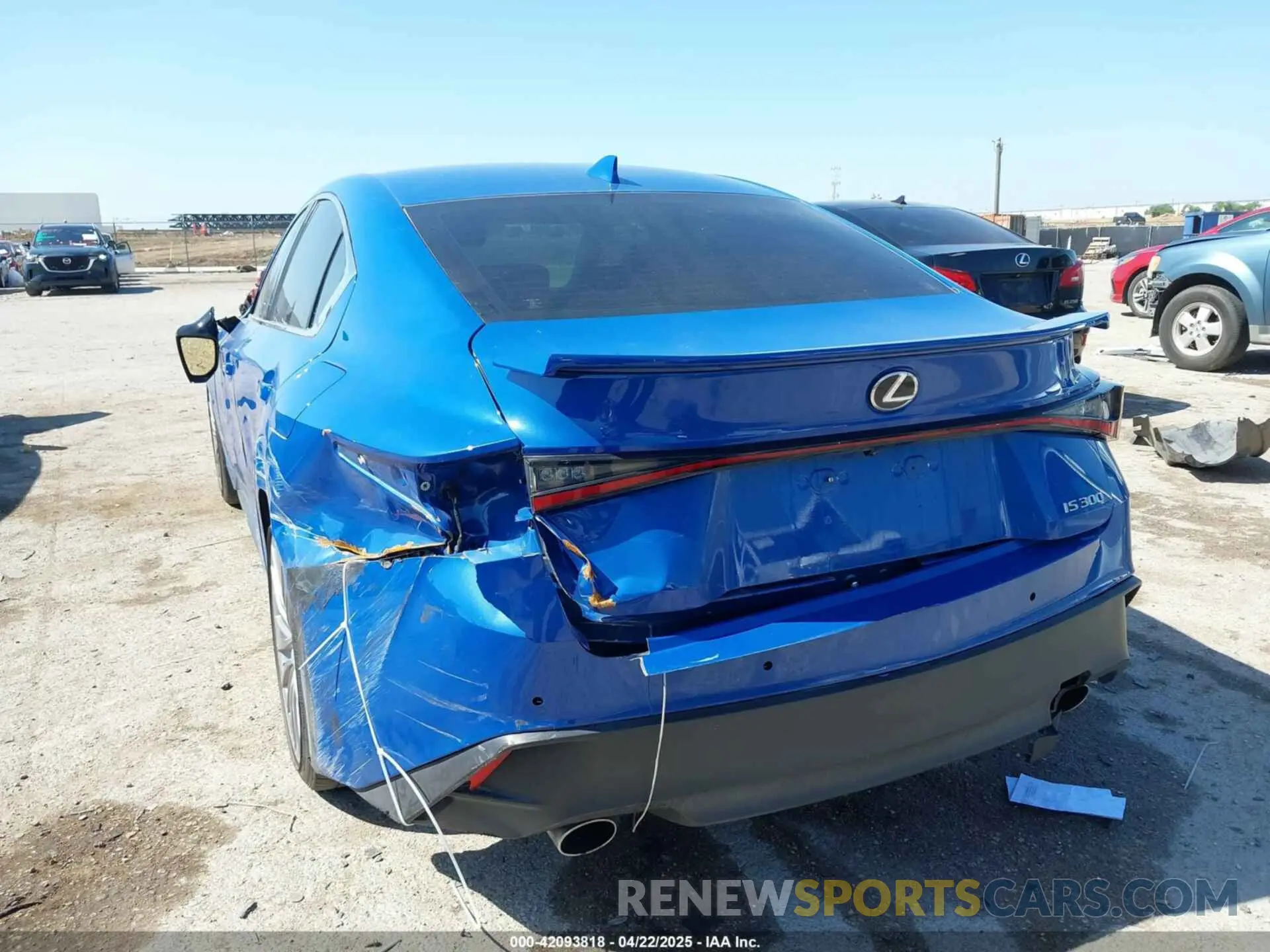 6 fotografías del automóvil dañado JTHDA1D29N5121361 LEXUS IS 300 2022