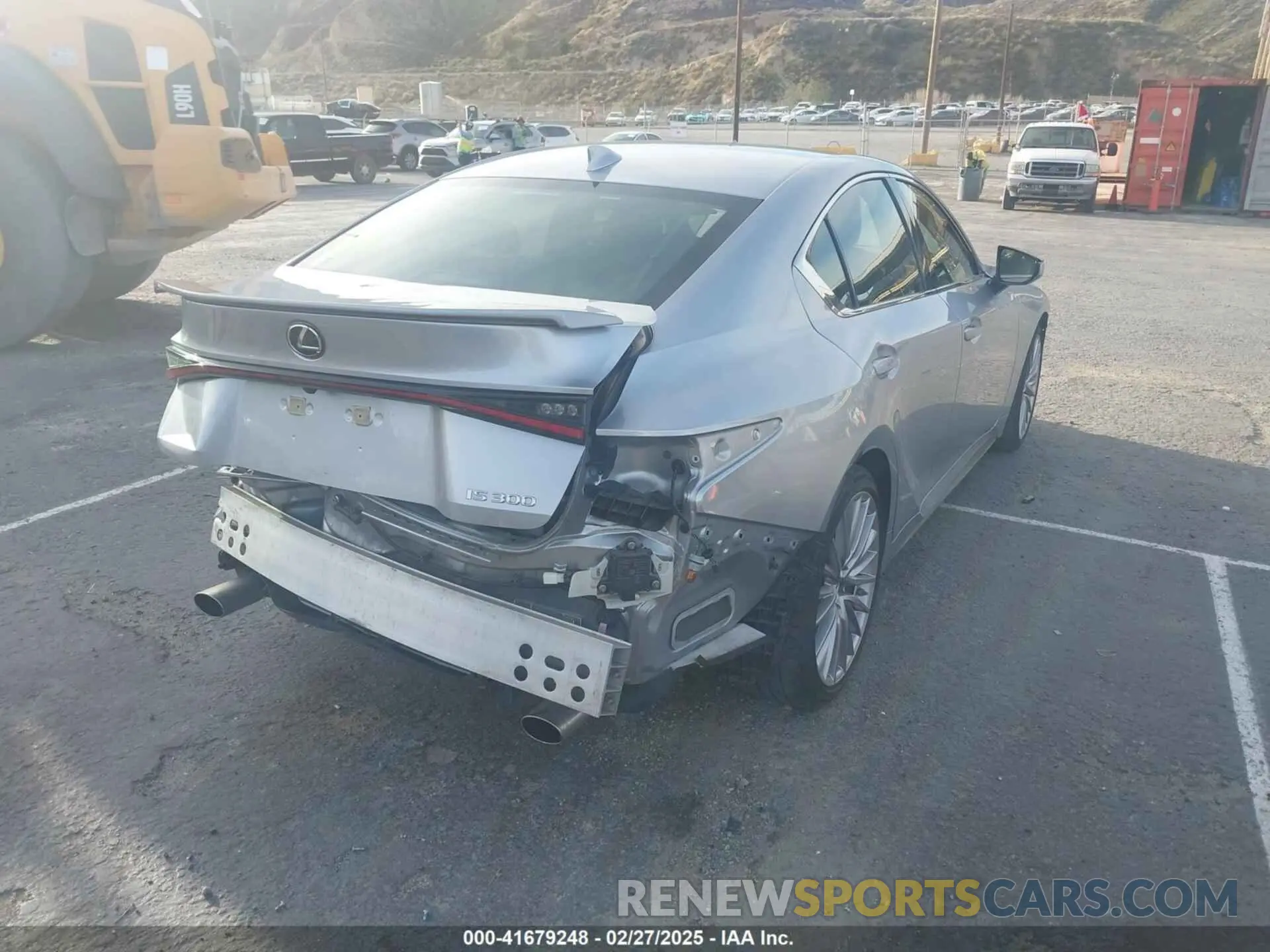 4 fotografías del automóvil dañado JTHDA1D2XN5120901 LEXUS IS 300 2022