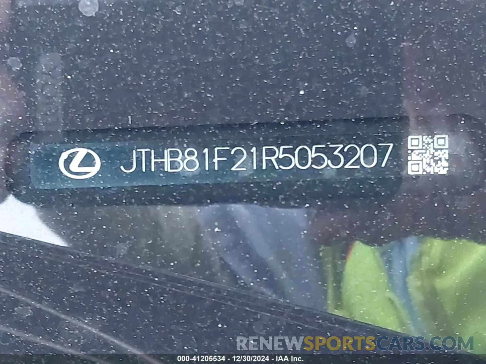 9 fotografías del automóvil dañado JTHB81F21R5053207 LEXUS IS 300 2024
