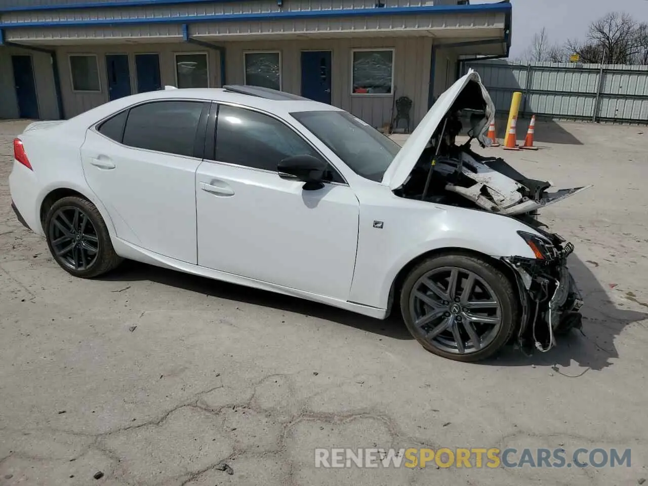 4 fotografías del automóvil dañado JTHG81F27L5041365 LEXUS IS 300 F S 2020