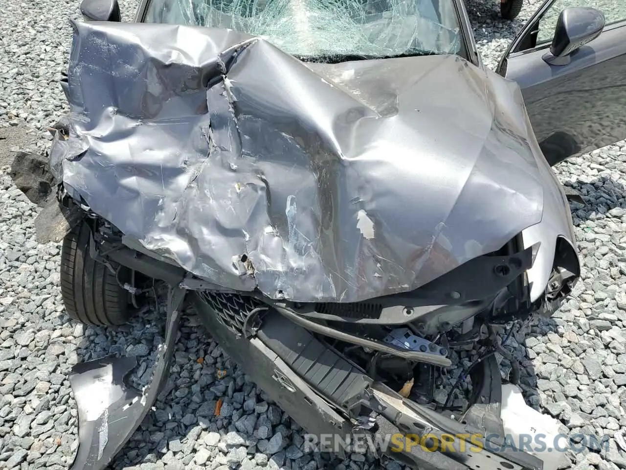 11 fotografías del automóvil dañado JTHGA1D20L5107925 LEXUS IS 300 F S 2020