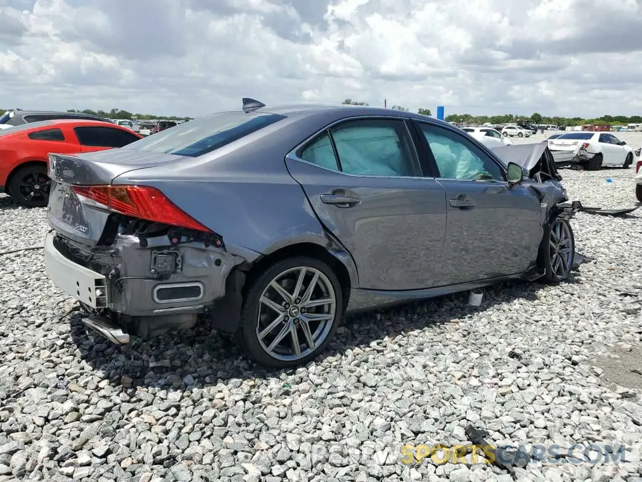 3 fotografías del automóvil dañado JTHGA1D20L5107925 LEXUS IS 300 F S 2020