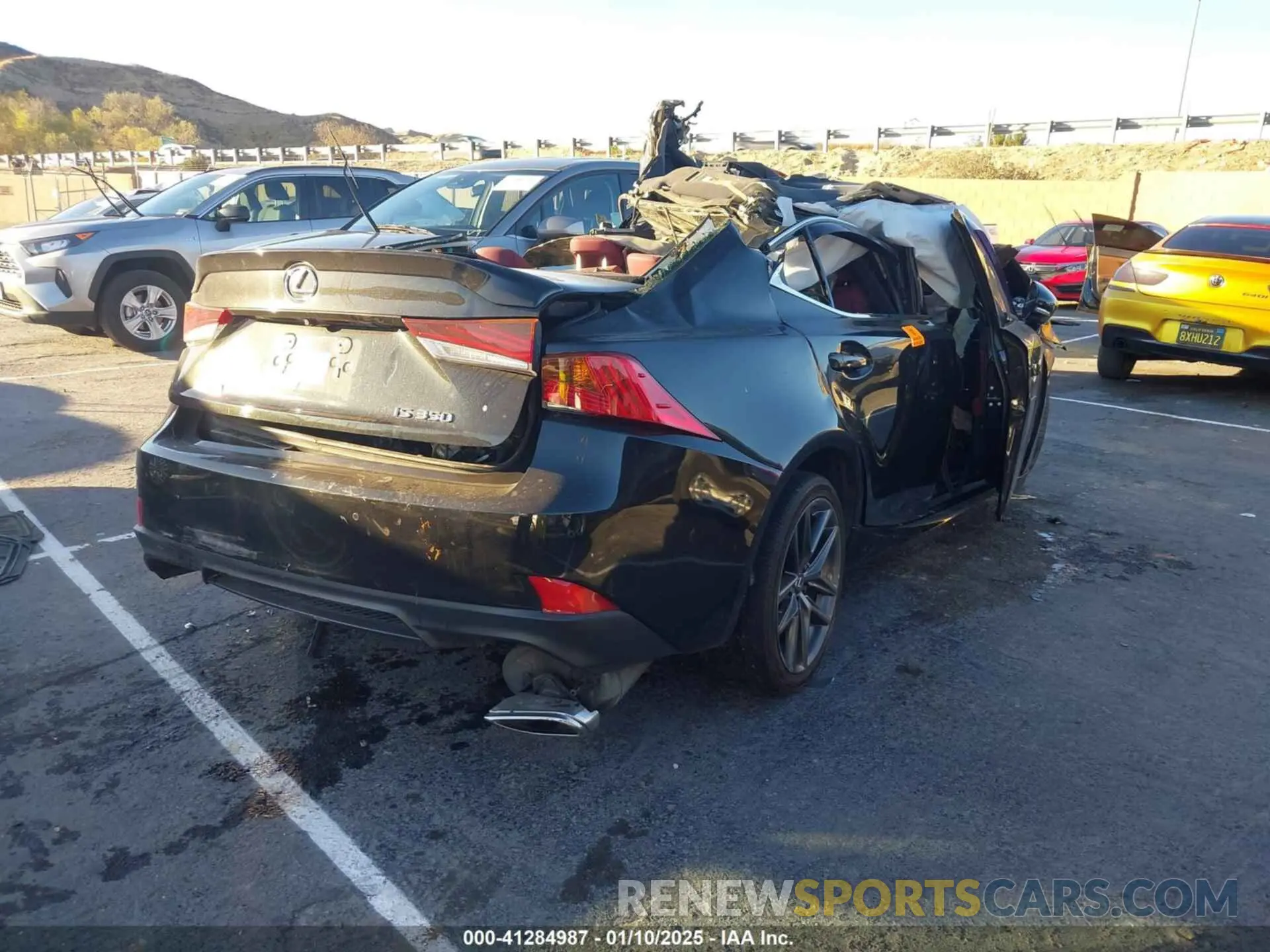 4 fotografías del automóvil dañado JTHBZ1D27K5033971 LEXUS IS 350 2019