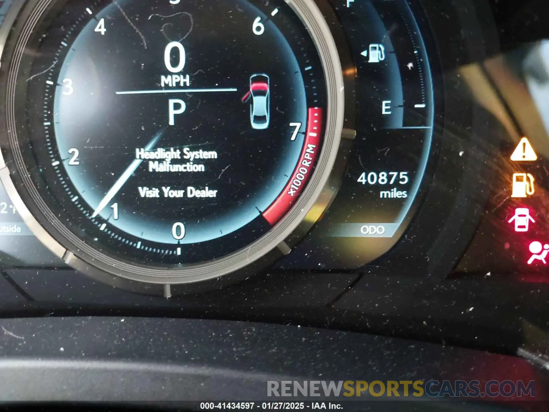7 fotografías del automóvil dañado JTHCZ1D26K5016681 LEXUS IS 350 2019