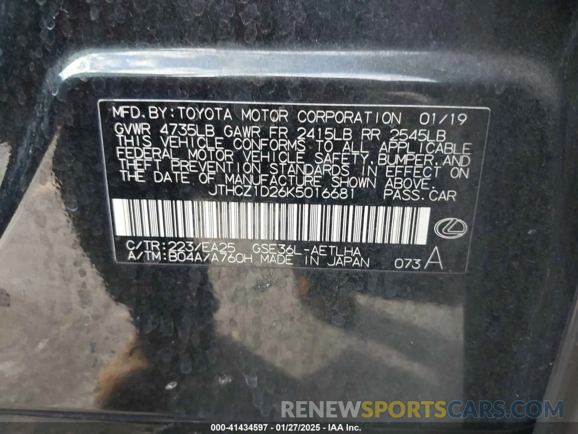 9 fotografías del automóvil dañado JTHCZ1D26K5016681 LEXUS IS 350 2019