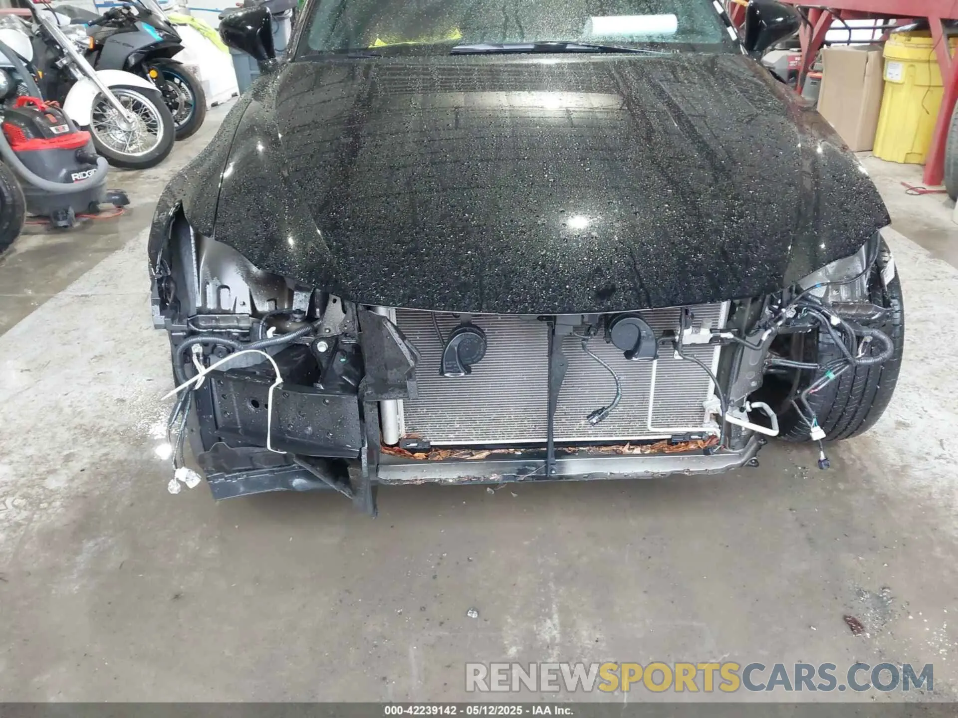 6 fotografías del automóvil dañado JTHGZ1B2XL5036051 LEXUS IS 350 2020