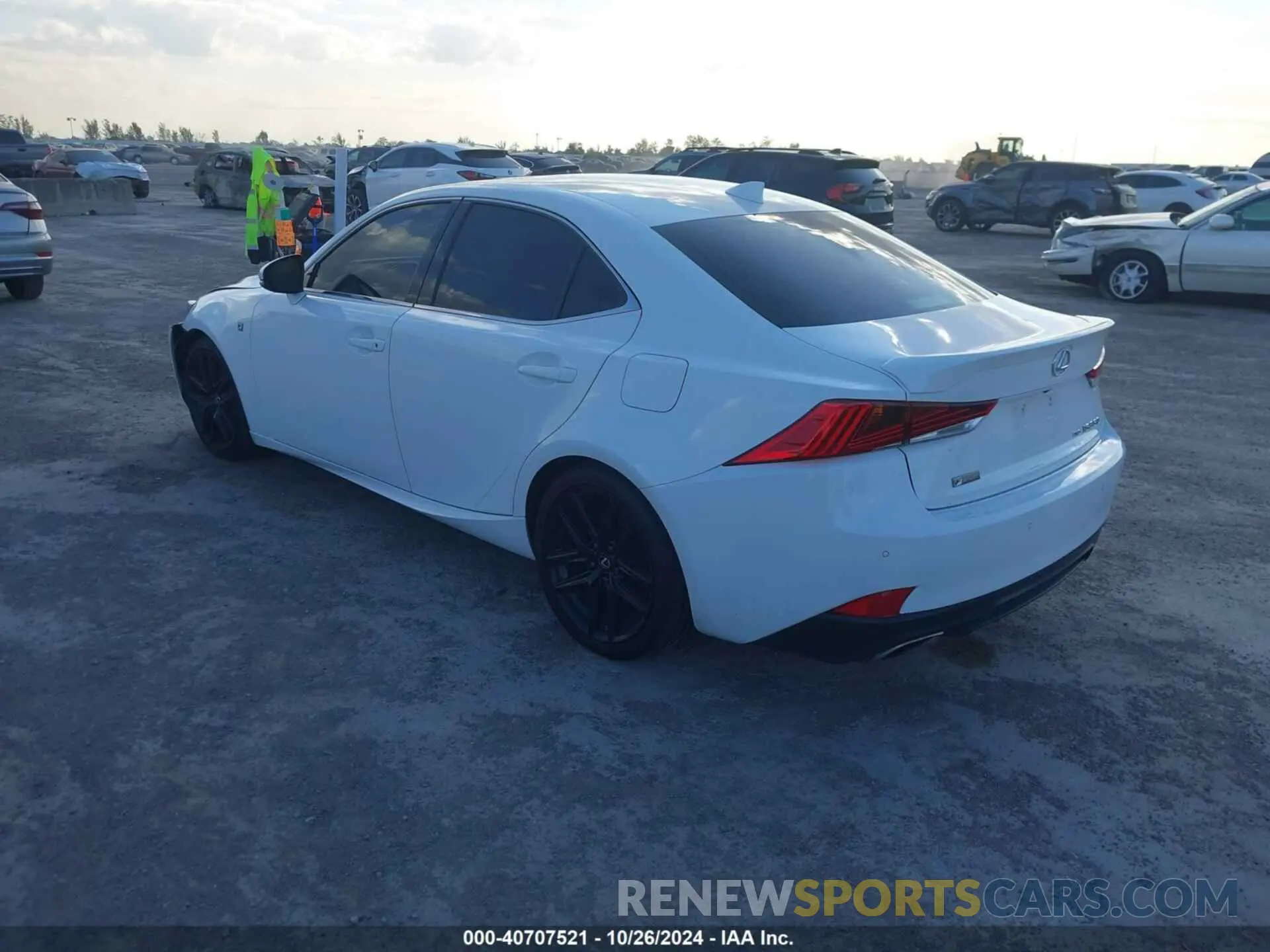 3 fotografías del automóvil dañado JTHGZ1E2XL5017611 LEXUS IS 350 2020