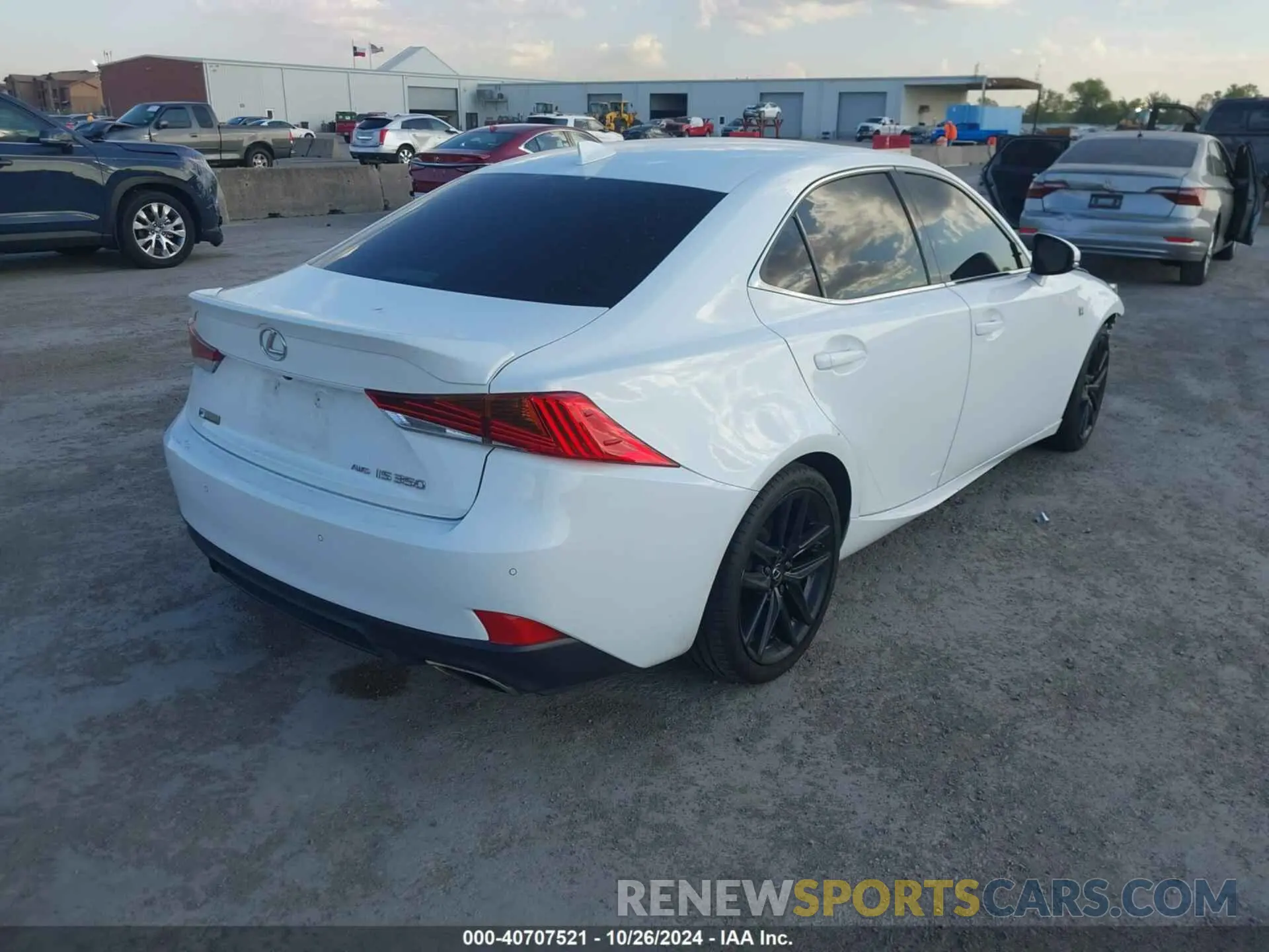 4 fotografías del automóvil dañado JTHGZ1E2XL5017611 LEXUS IS 350 2020