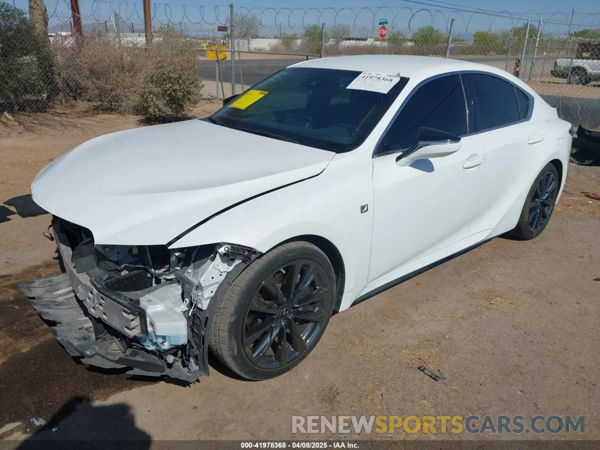 2 fotografías del automóvil dañado JTHGZ1B20M5039154 LEXUS IS 350 2021