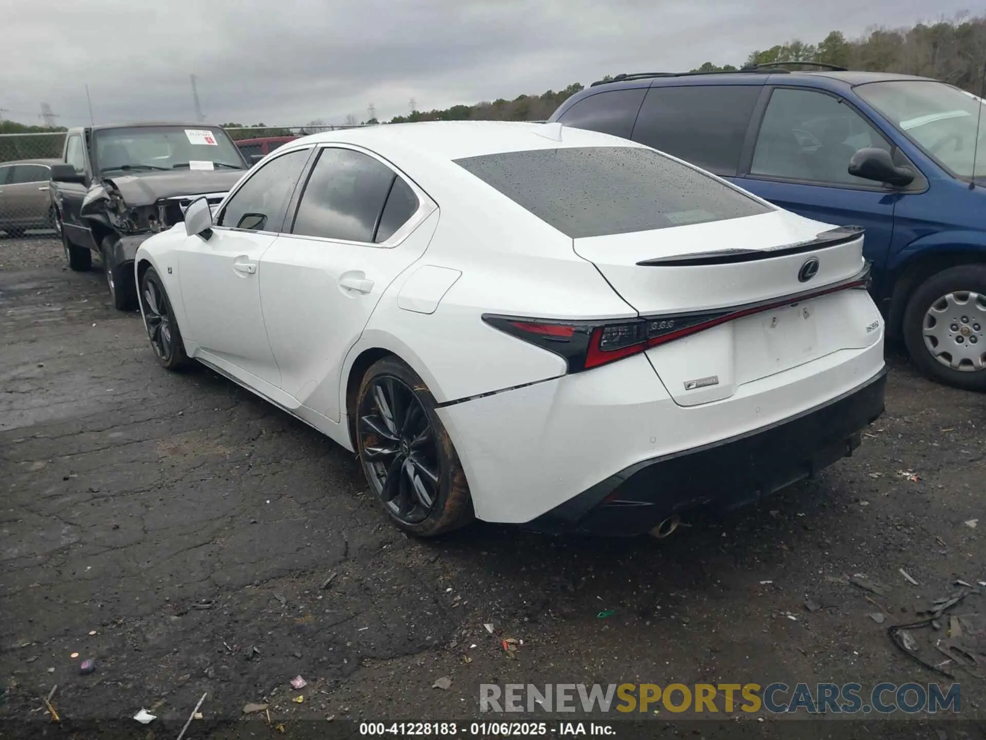 3 fotografías del automóvil dañado JTHGZ1B23M5039150 LEXUS IS 350 2021