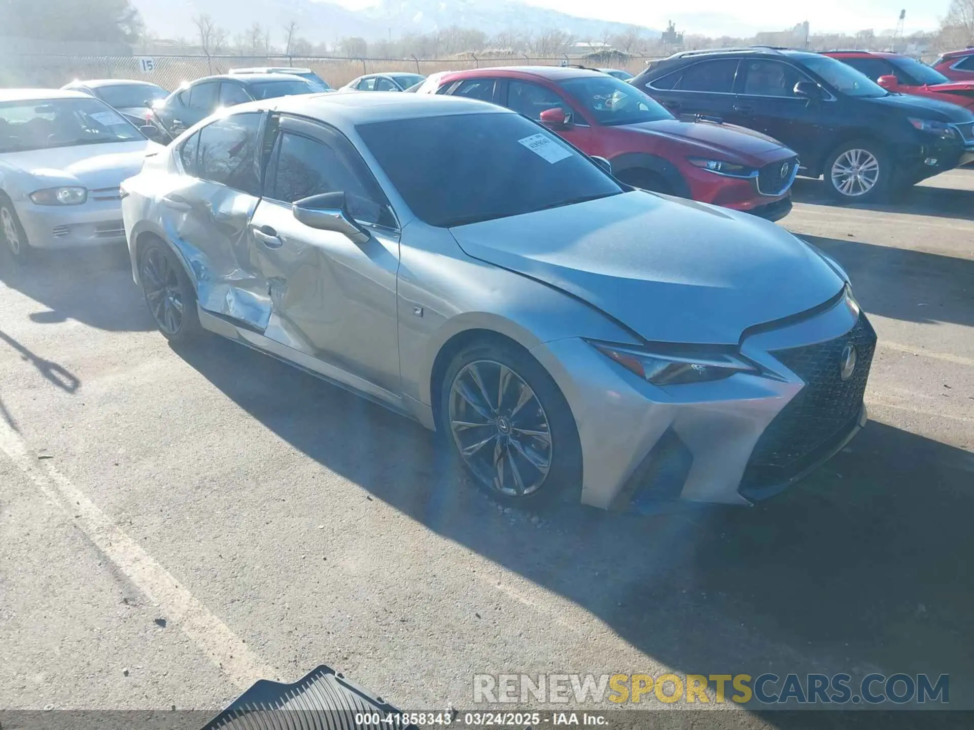 1 fotografías del automóvil dañado JTHGZ1B23M5042856 LEXUS IS 350 2021