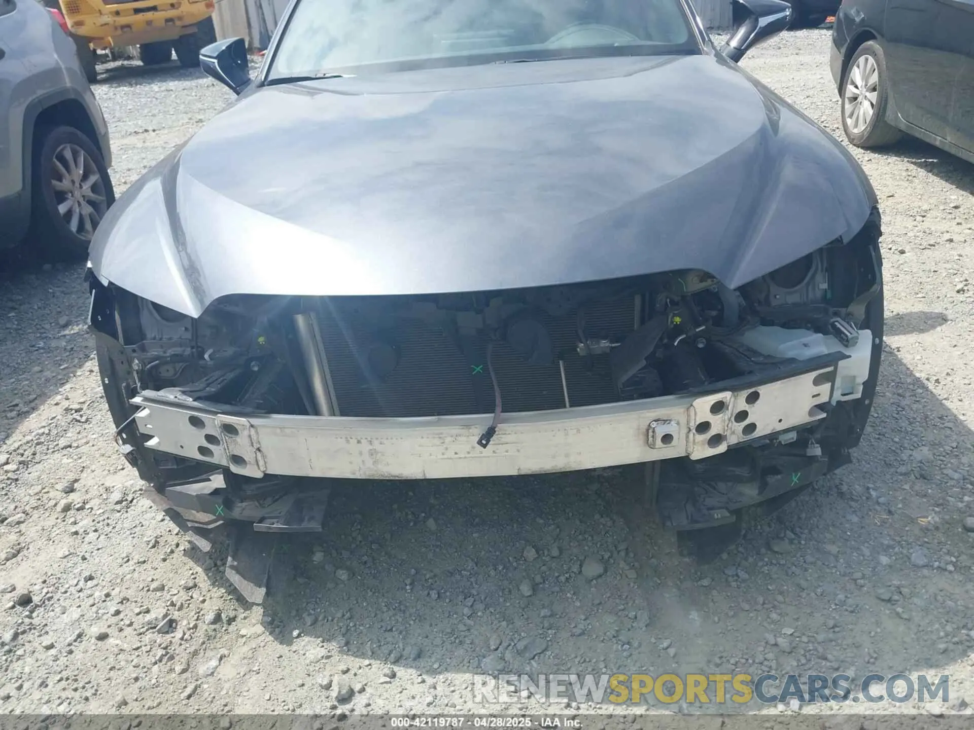 6 fotografías del automóvil dañado JTHGZ1B24M5044762 LEXUS IS 350 2021
