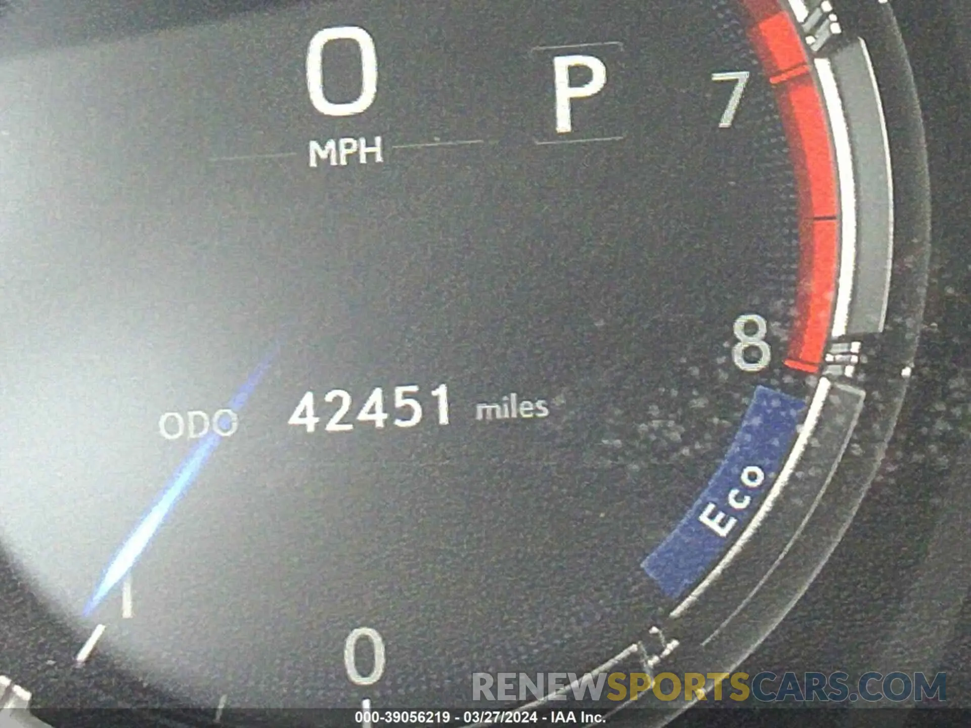 15 fotografías del automóvil dañado JTHGZ1B25M5040459 LEXUS IS 350 2021
