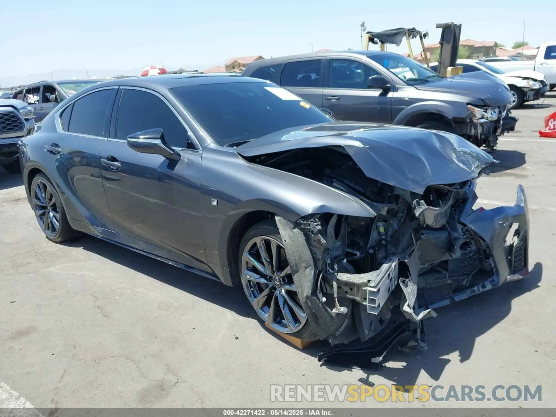 1 fotografías del automóvil dañado JTHGZ1B26M5037621 LEXUS IS 350 2021