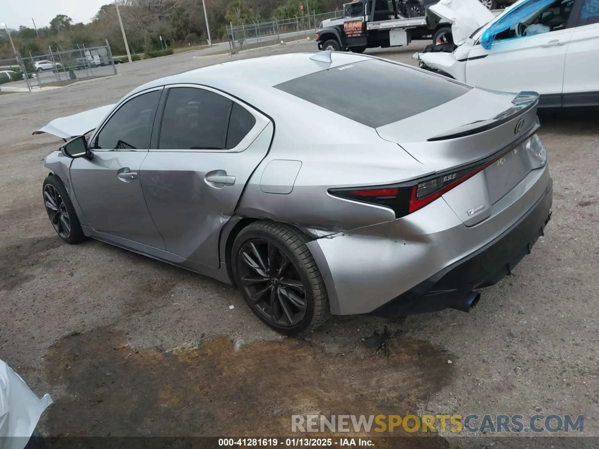 3 fotografías del automóvil dañado JTHGZ1B26M5038249 LEXUS IS 350 2021