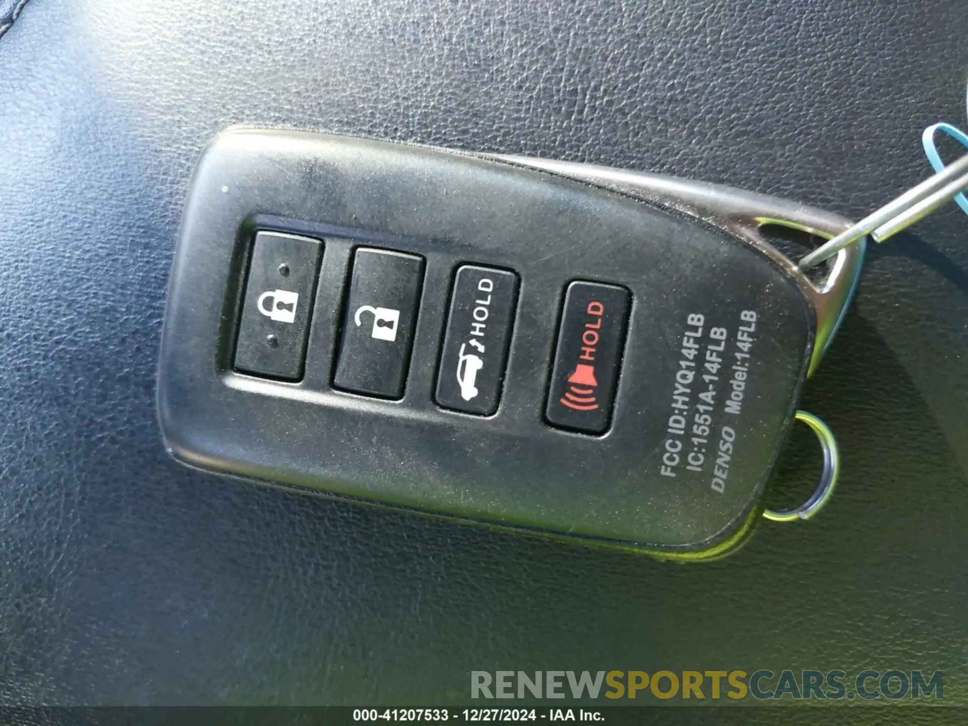 11 fotografías del automóvil dañado JTHGZ1B27M5041497 LEXUS IS 350 2021