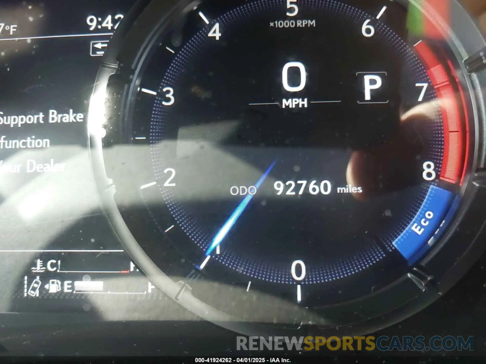 16 fotografías del automóvil dañado JTHGZ1B27M5041855 LEXUS IS 350 2021