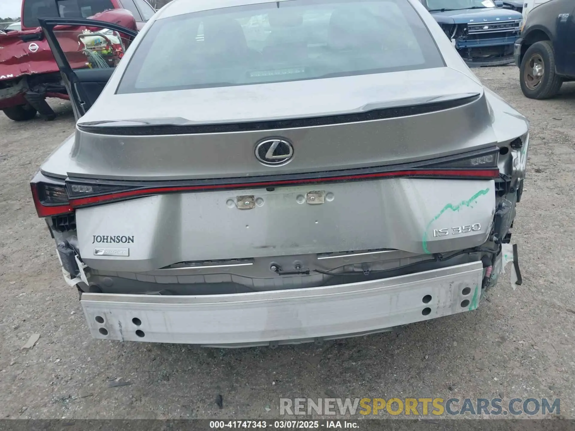 6 fotografías del automóvil dañado JTHGZ1B29M5046992 LEXUS IS 350 2021