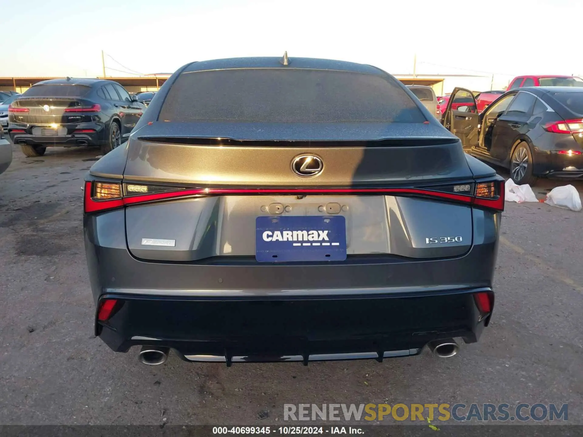 17 fotografías del automóvil dañado JTHGZ1B2XM5039503 LEXUS IS 350 2021