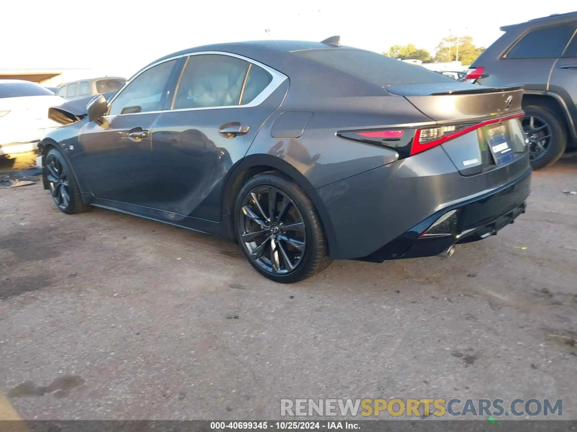 3 fotografías del automóvil dañado JTHGZ1B2XM5039503 LEXUS IS 350 2021