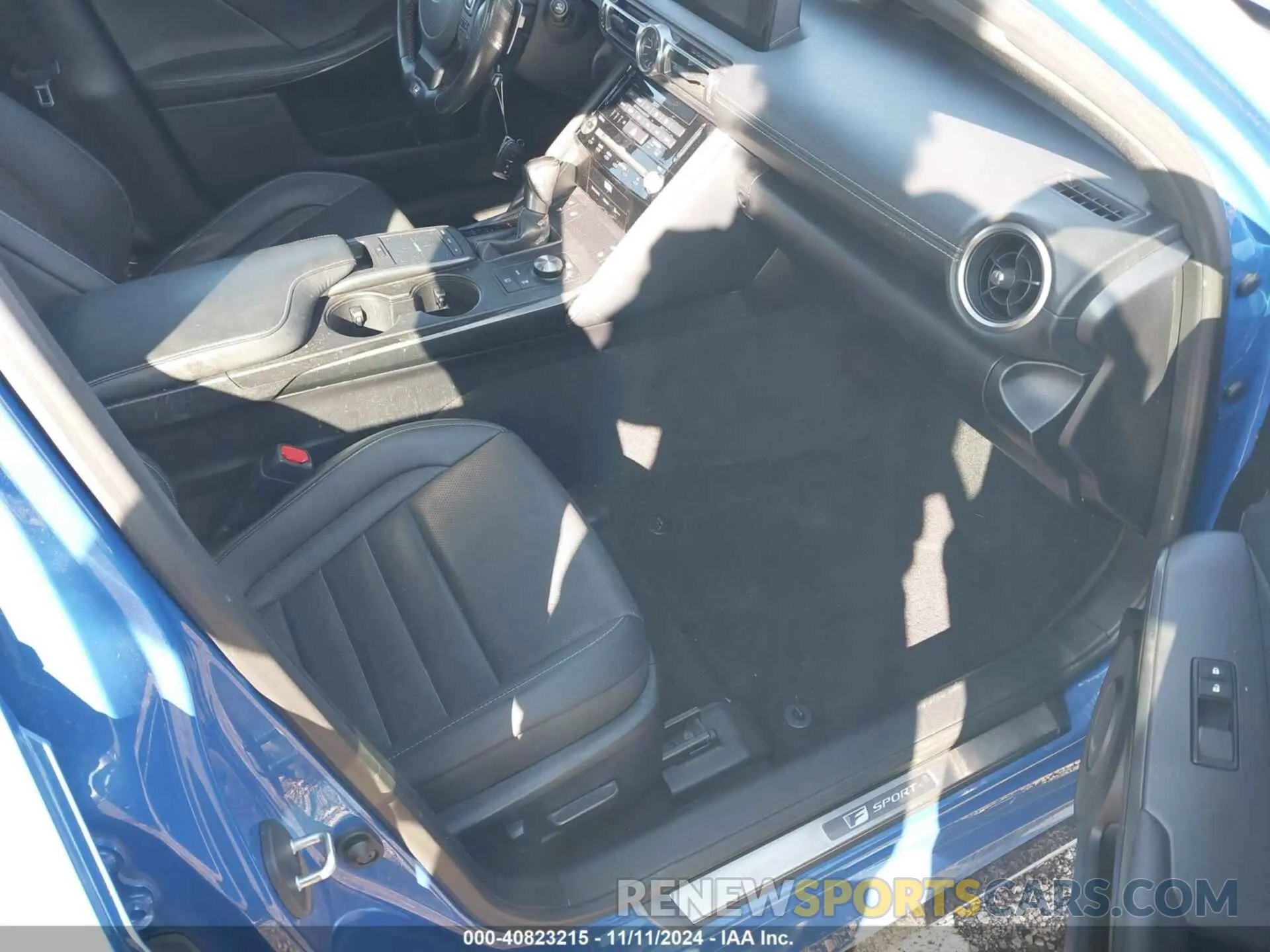 5 fotografías del automóvil dañado JTHGZ1E20M5021913 LEXUS IS 350 2021