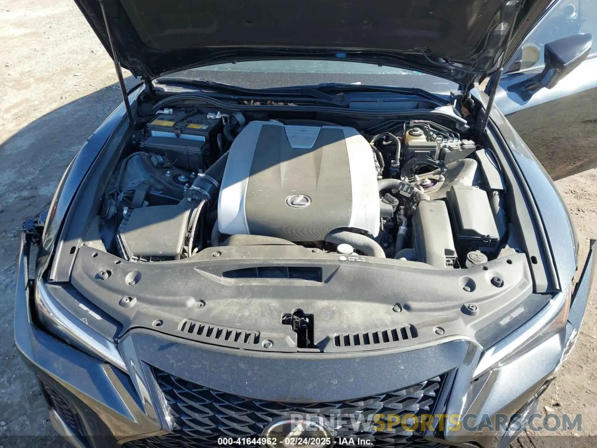 10 fotografías del automóvil dañado JTHGZ1E25M5020868 LEXUS IS 350 2021