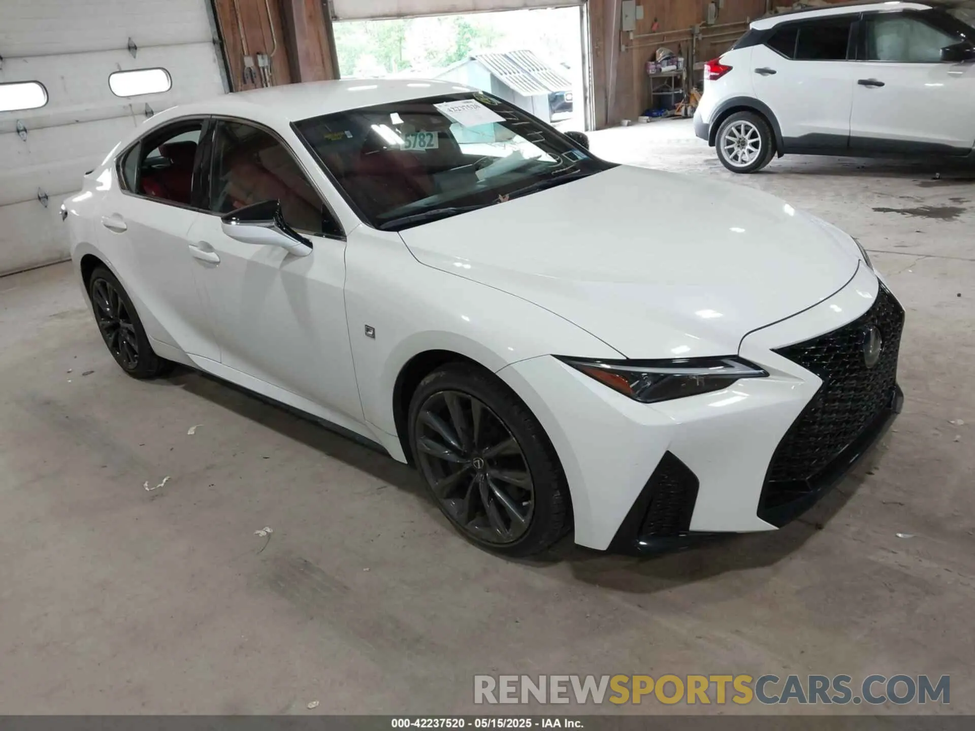 1 fotografías del automóvil dañado JTHGZ1E26M5021785 LEXUS IS 350 2021