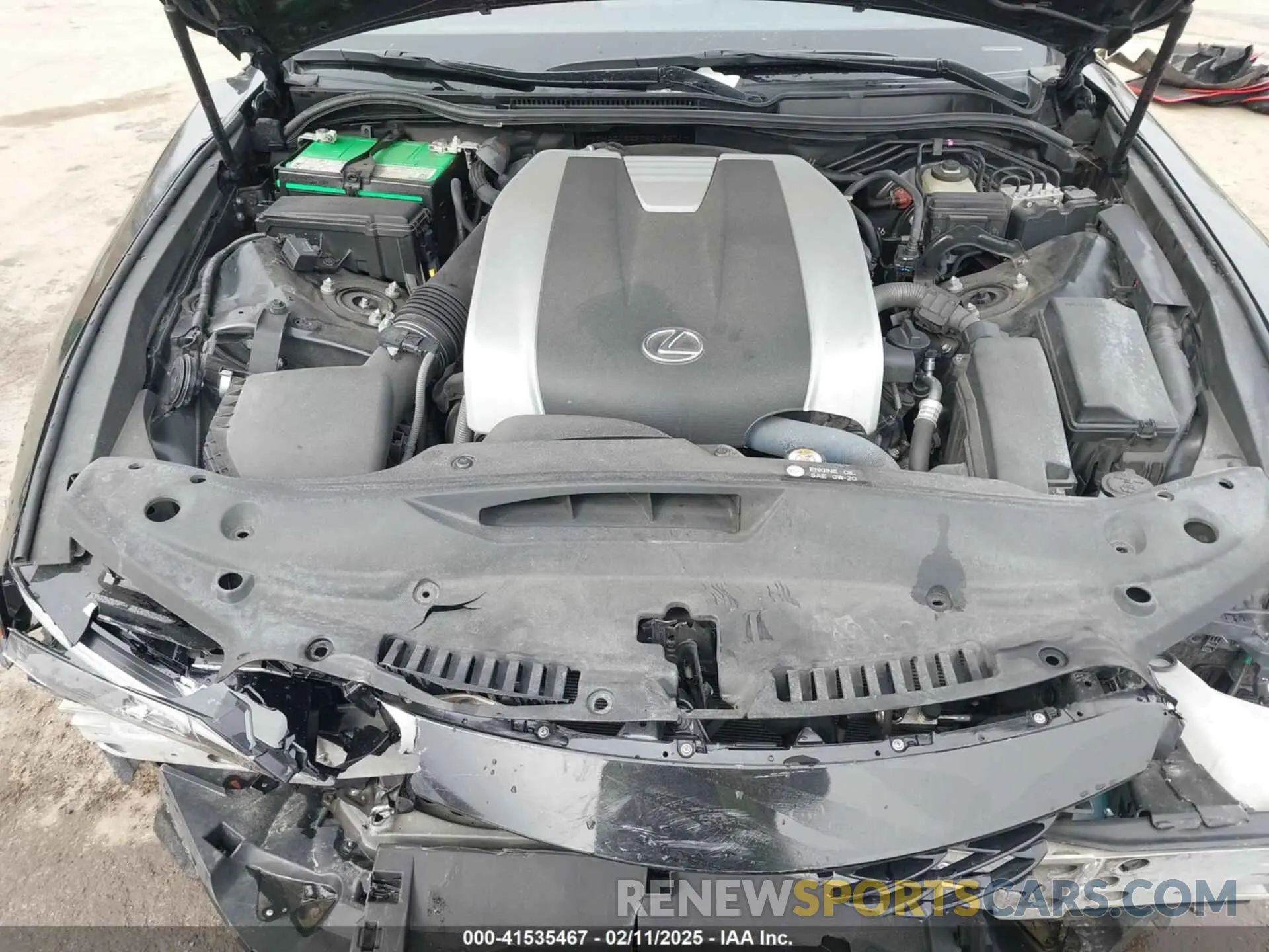 10 fotografías del automóvil dañado JTHGZ1E29M5019271 LEXUS IS 350 2021
