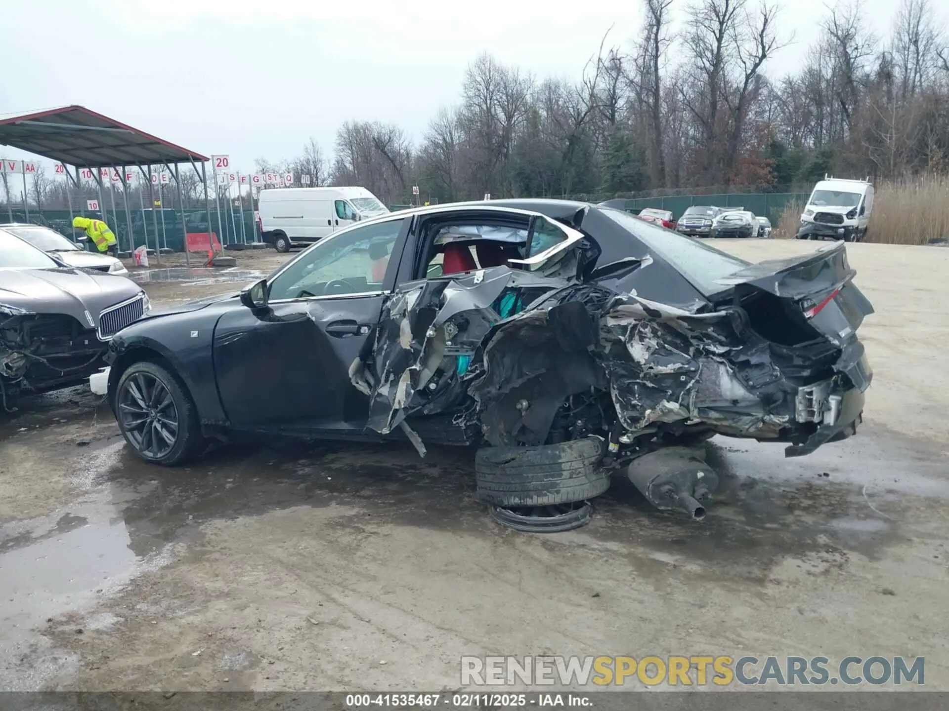 15 fotografías del automóvil dañado JTHGZ1E29M5019271 LEXUS IS 350 2021