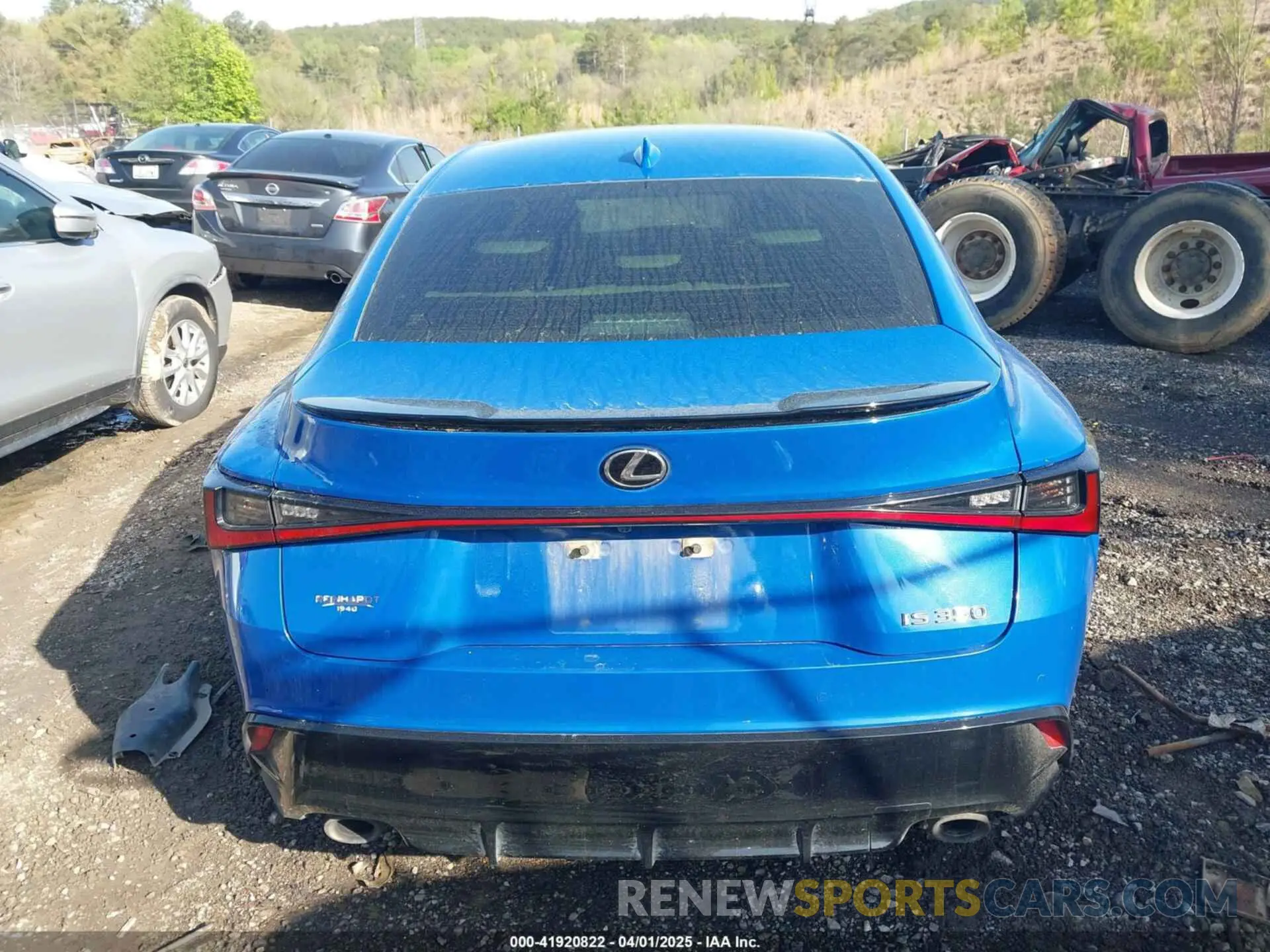 16 fotografías del automóvil dañado JTHGZ1B20N5049510 LEXUS IS 350 2022