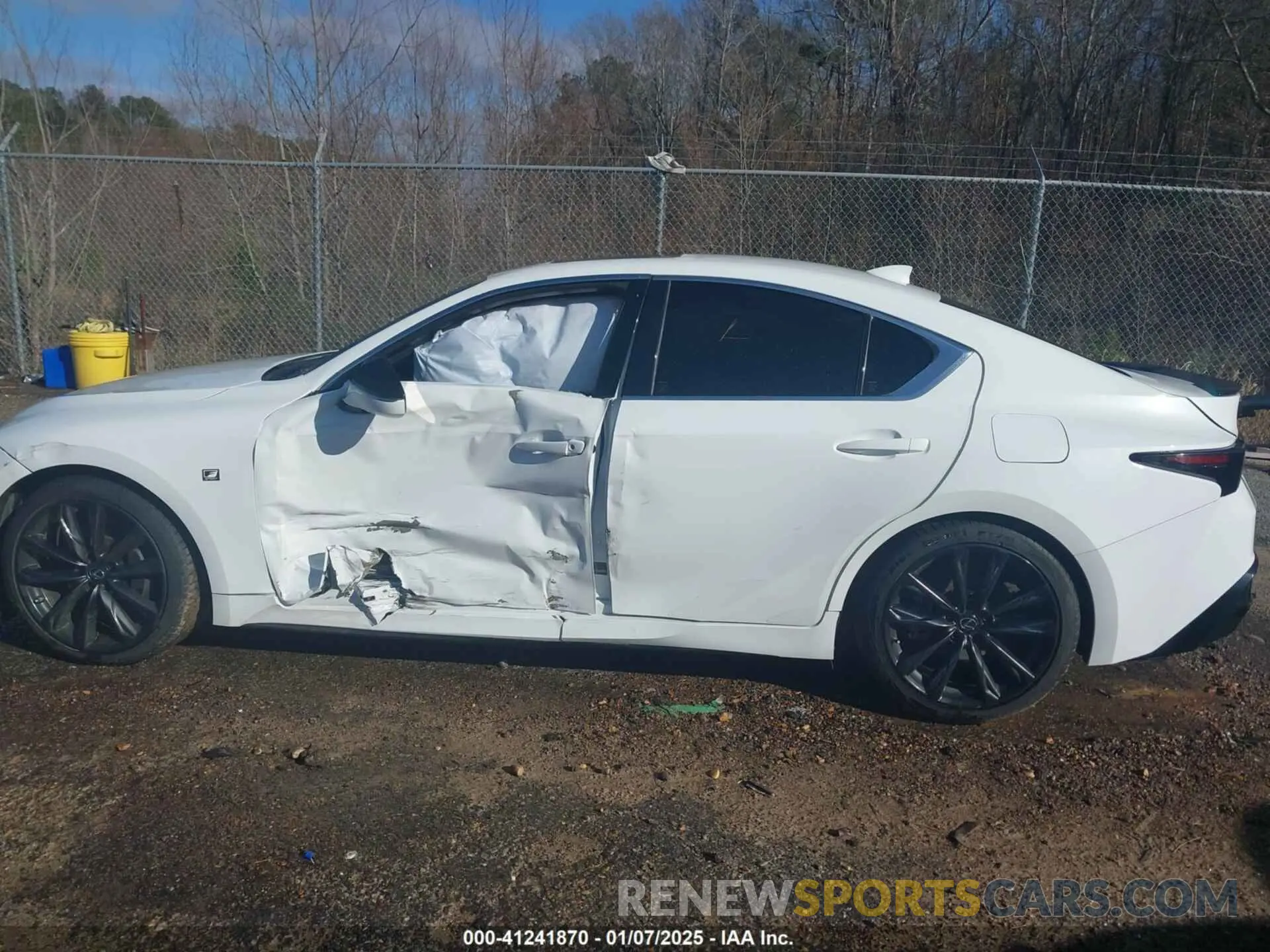 14 fotografías del automóvil dañado JTHGZ1B21N5050374 LEXUS IS 350 2022