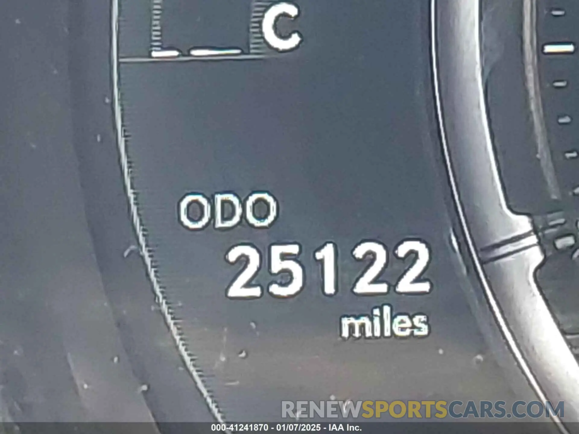 15 fotografías del automóvil dañado JTHGZ1B21N5050374 LEXUS IS 350 2022