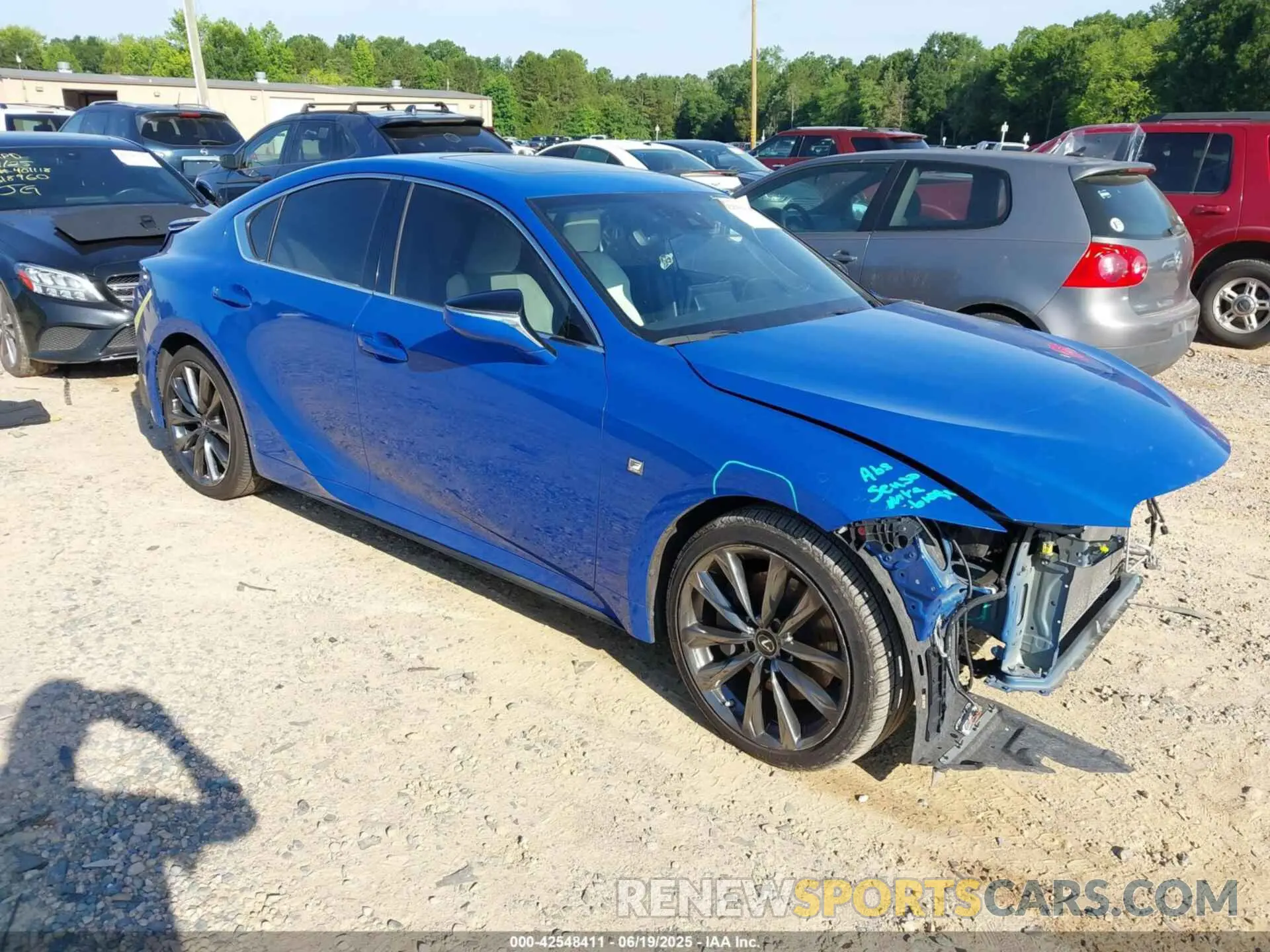 1 fotografías del automóvil dañado JTHGZ1B28N5058262 LEXUS IS 350 2022