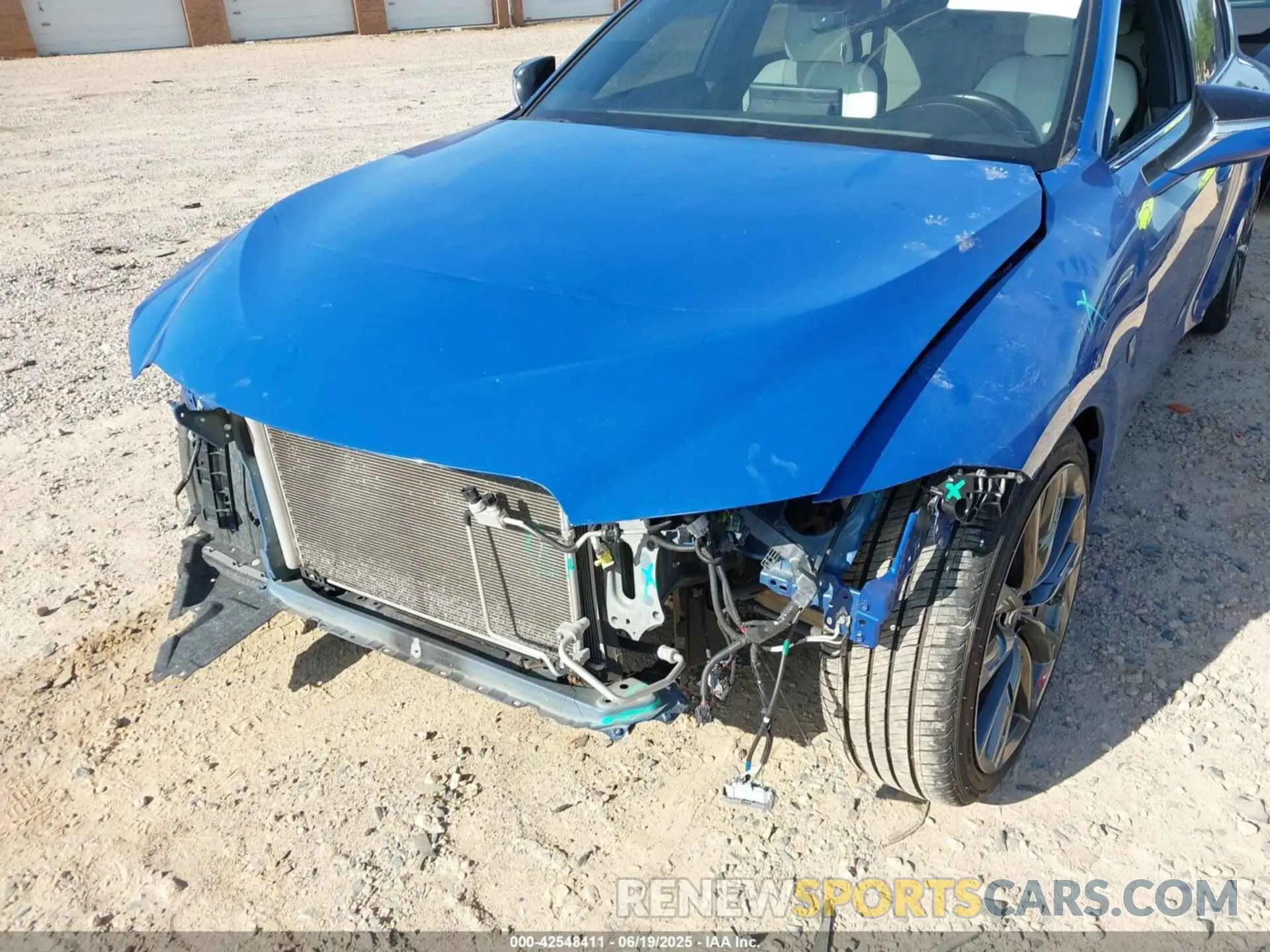 6 fotografías del automóvil dañado JTHGZ1B28N5058262 LEXUS IS 350 2022
