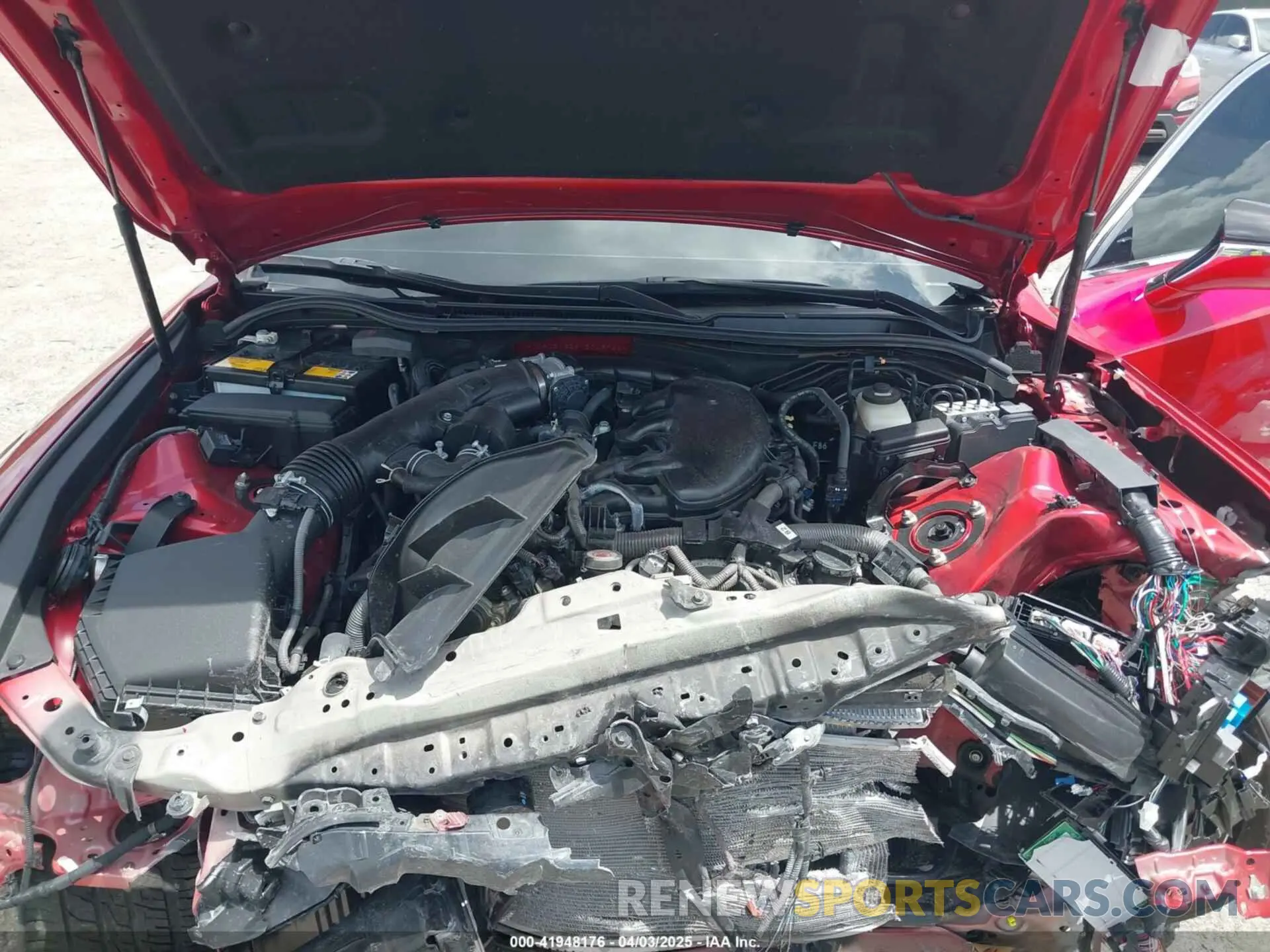 10 fotografías del automóvil dañado JTHGZ1B29N5049764 LEXUS IS 350 2022