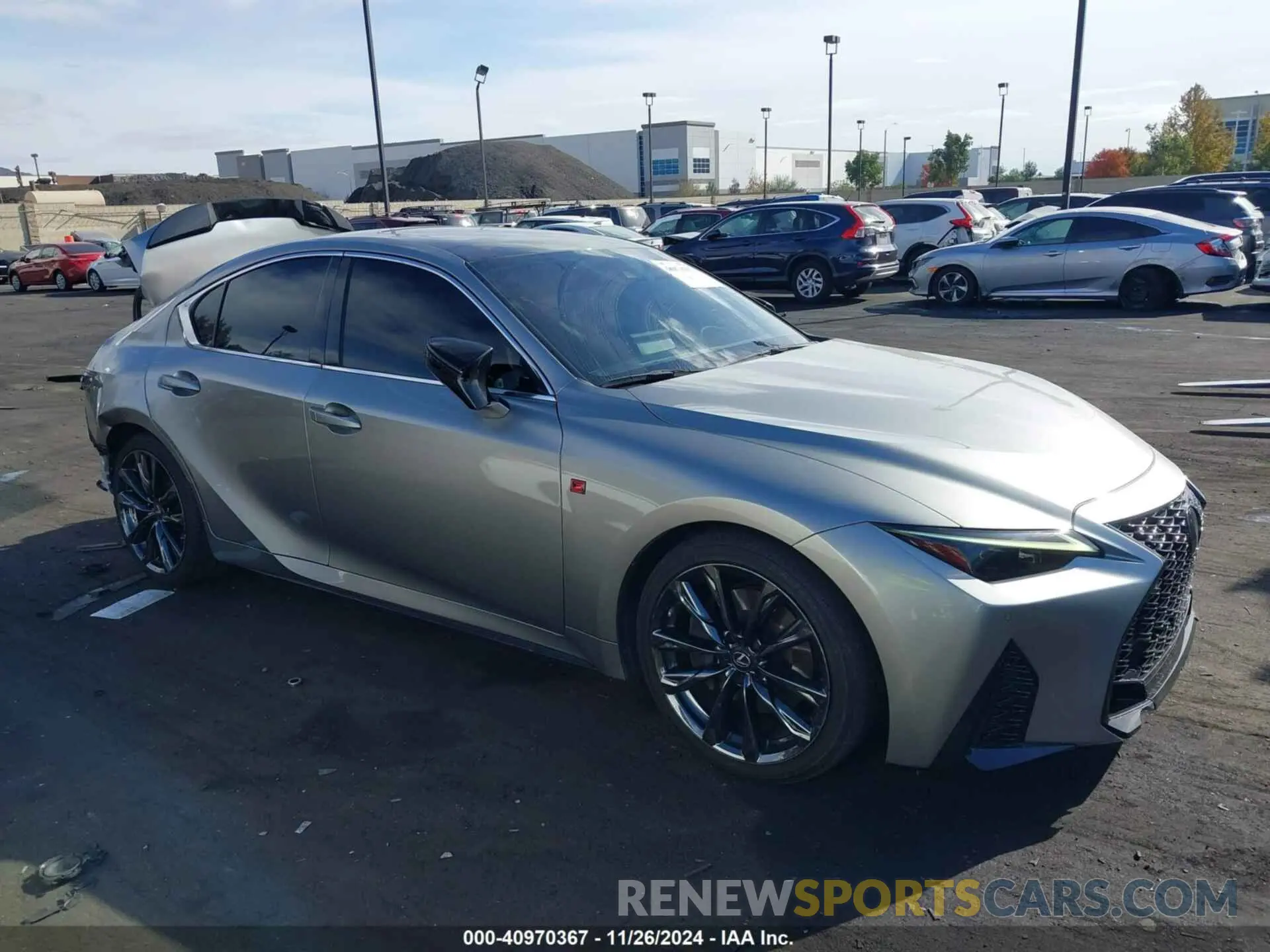 14 fotografías del automóvil dañado JTHGZ1B2XN5053063 LEXUS IS 350 2022