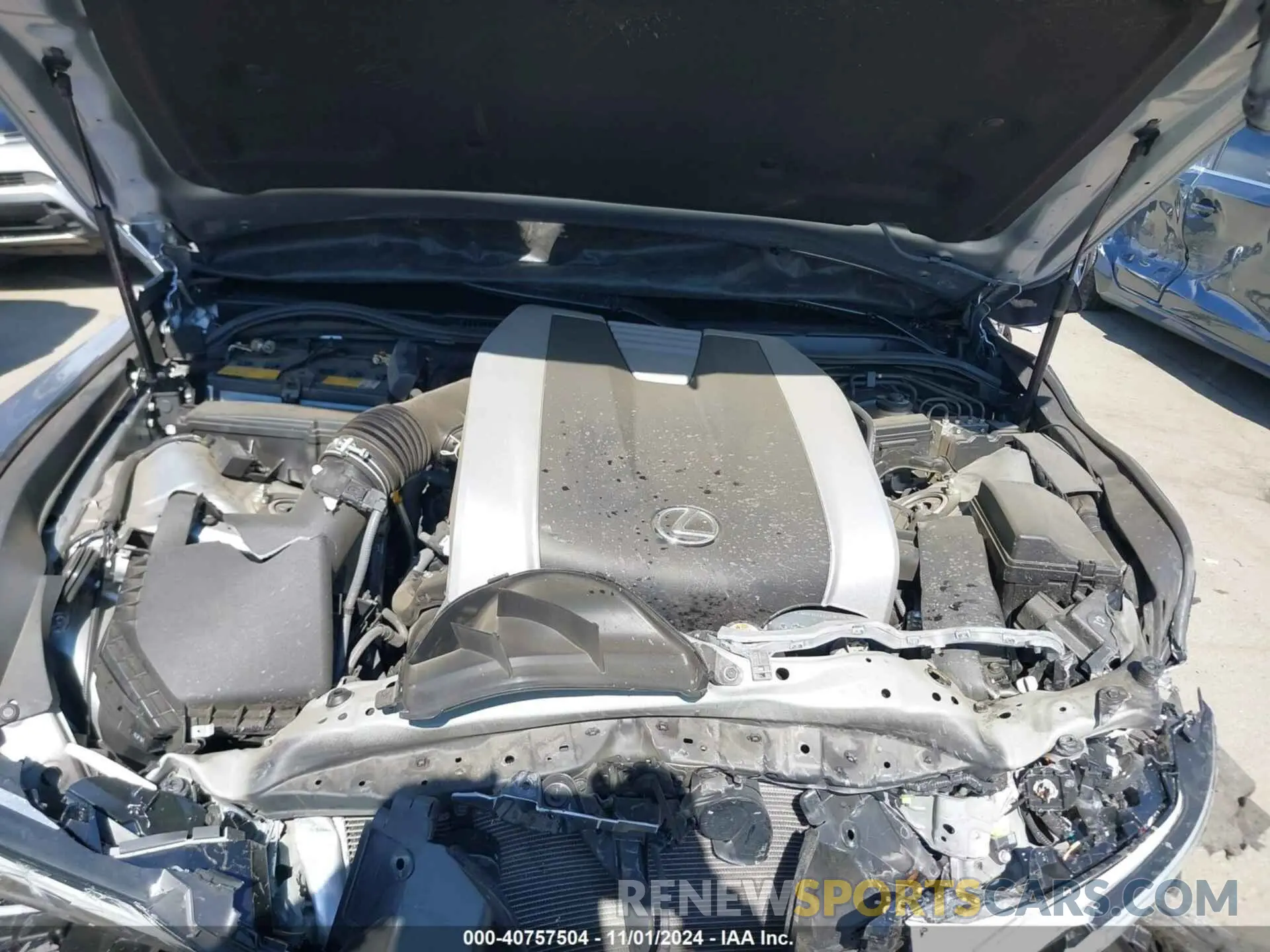 10 fotografías del automóvil dañado JTHGZ1B2XN5056495 LEXUS IS 350 2022