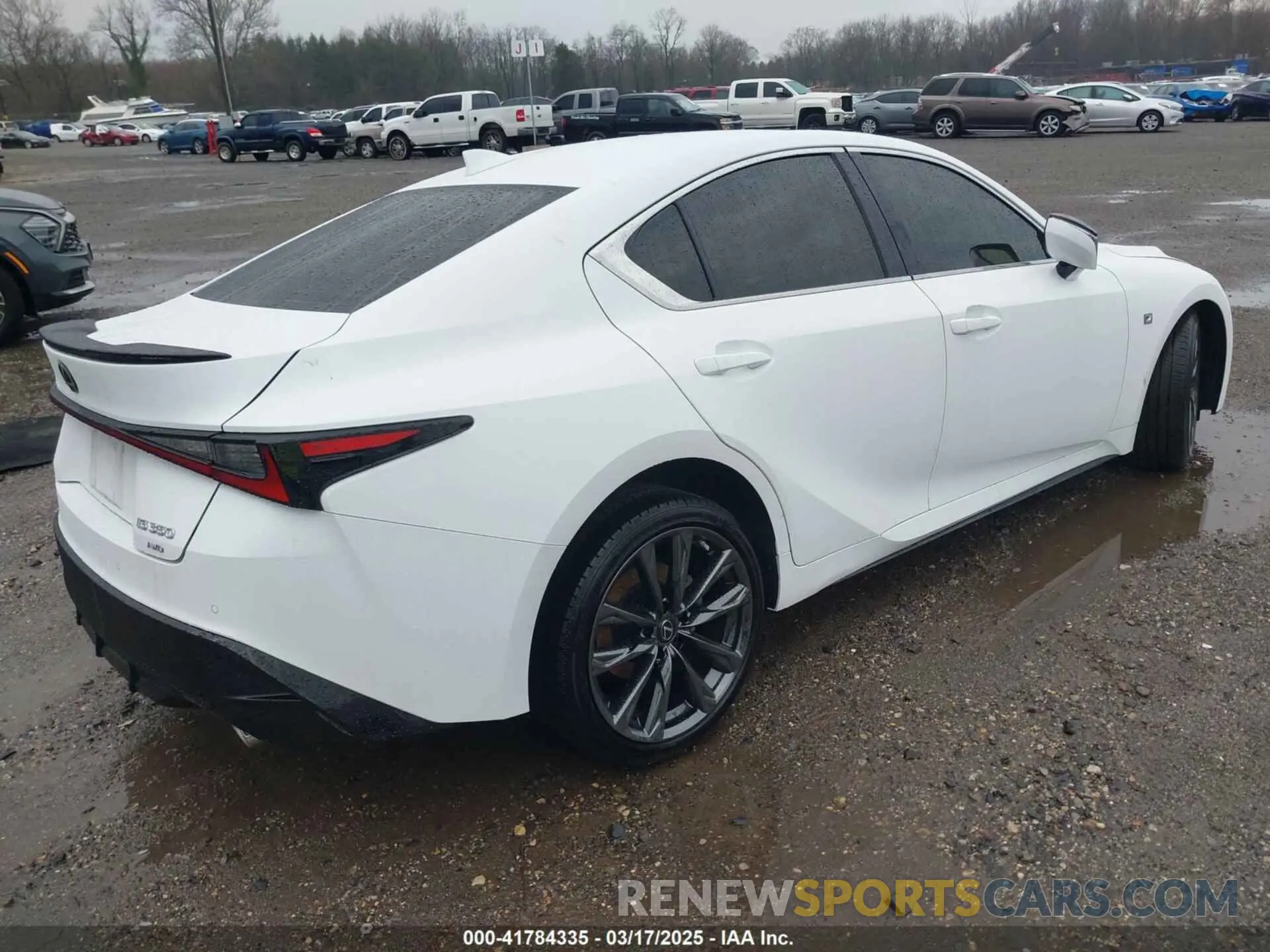 4 fotografías del automóvil dañado JTHGZ1E23N5024970 LEXUS IS 350 2022