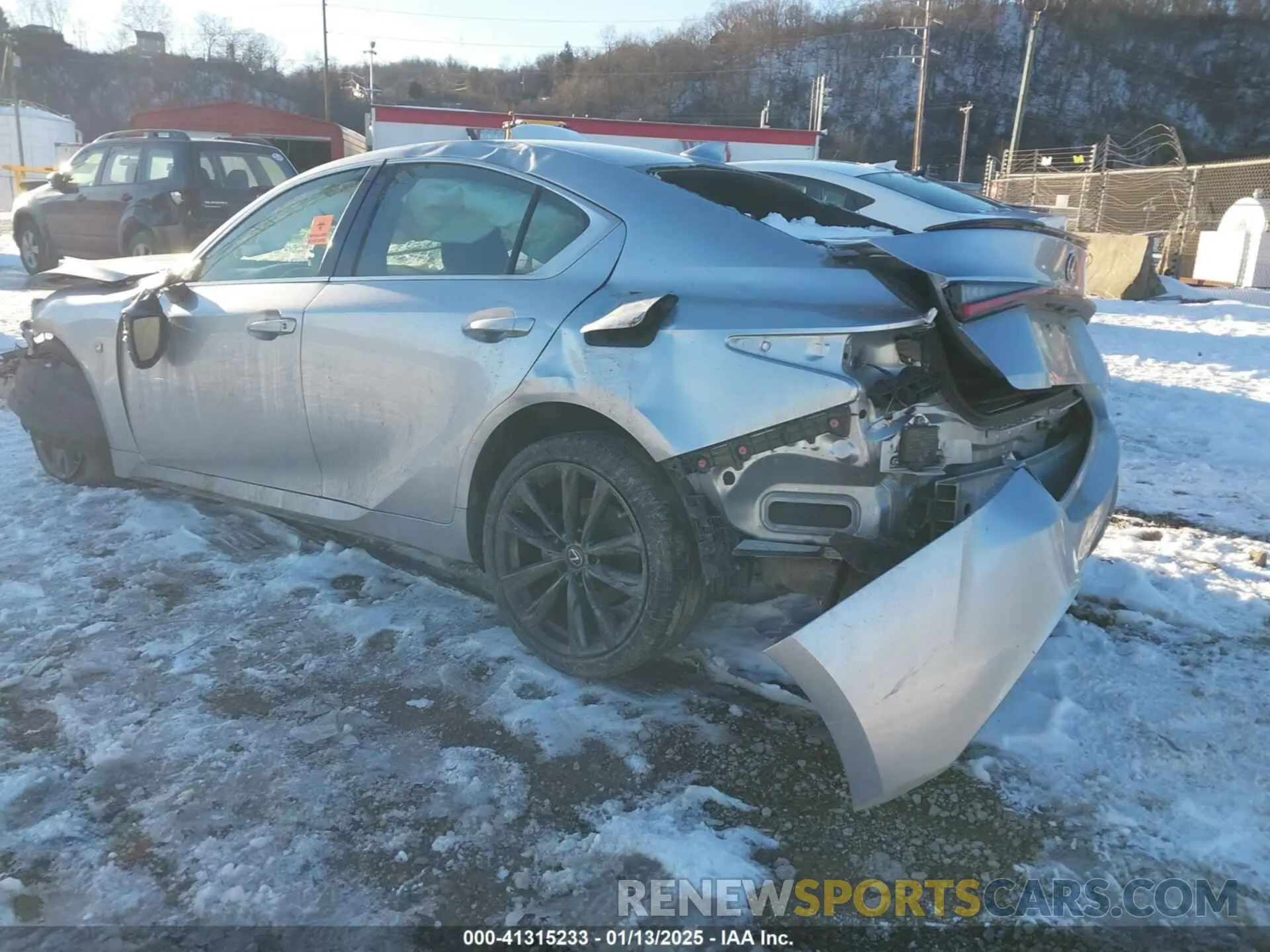 3 fotografías del automóvil dañado JTHGZ1E24N5023102 LEXUS IS 350 2022