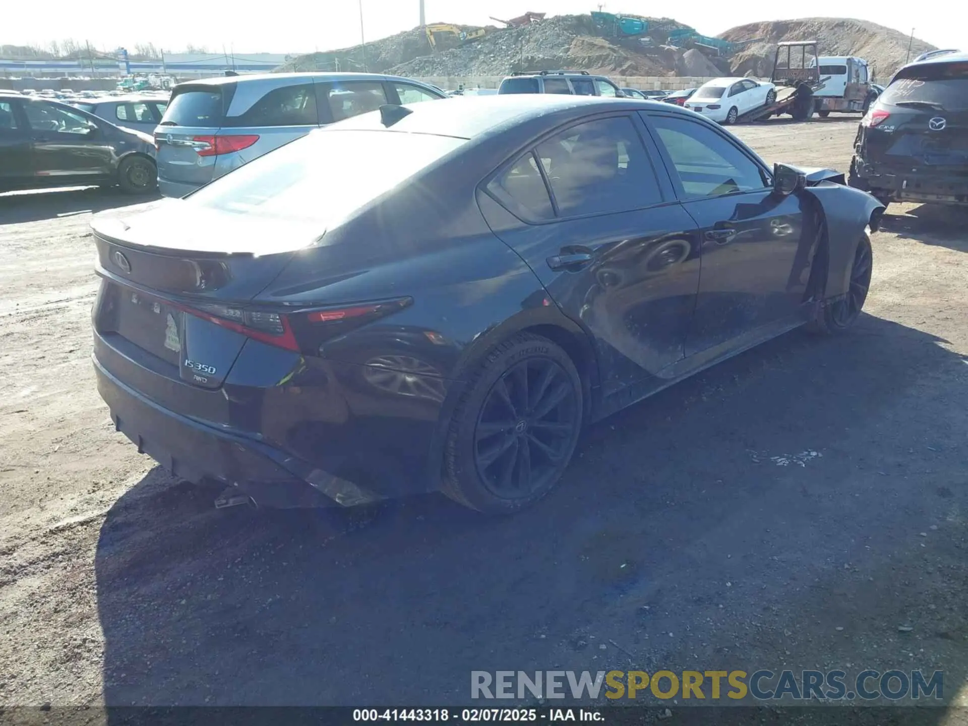 4 fotografías del automóvil dañado JTHGZ1E27N5023496 LEXUS IS 350 2022