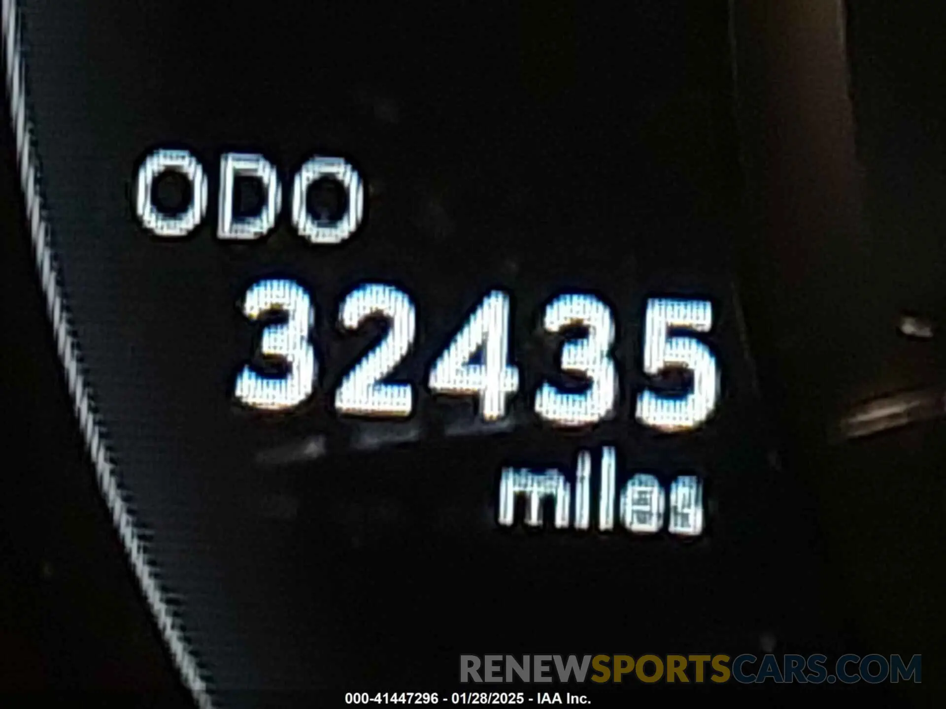 7 fotografías del automóvil dañado JTHGZ1E29N5025296 LEXUS IS 350 2022