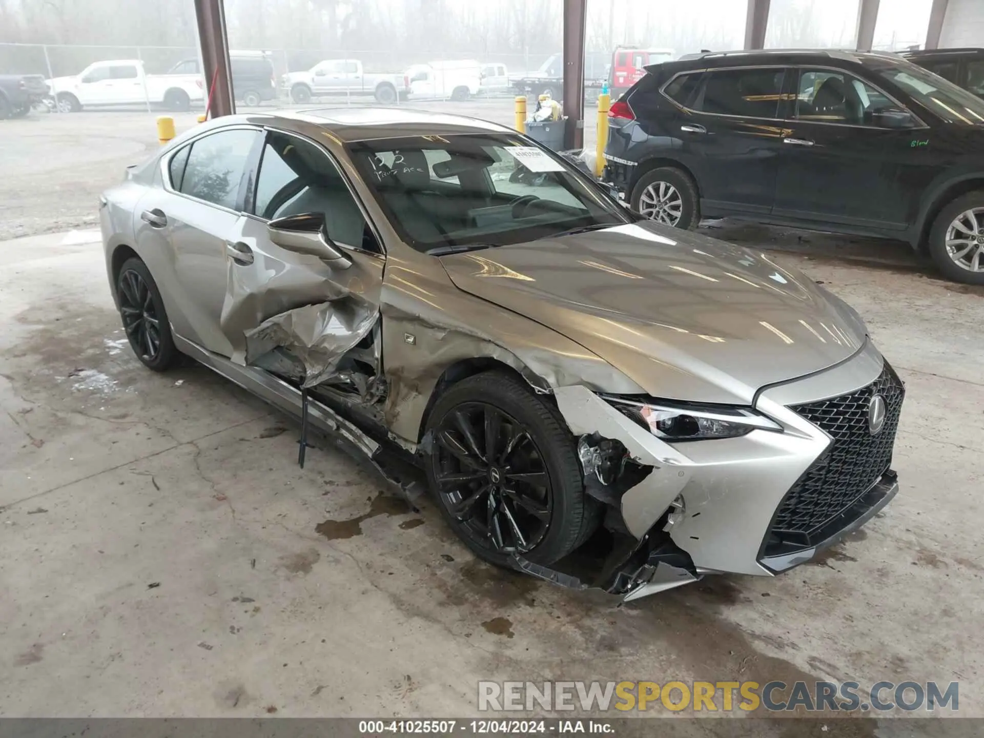 1 fotografías del automóvil dañado JTHGZ1B20P5060915 LEXUS IS 350 2023