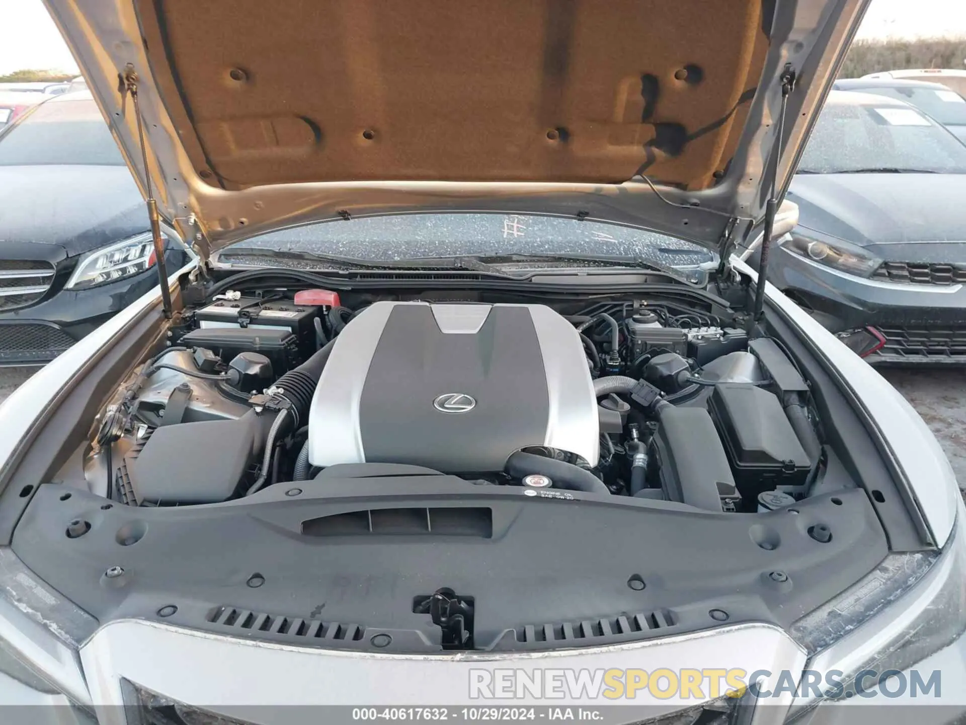 10 fotografías del automóvil dañado JTHGZ1B20P5070943 LEXUS IS 350 2023