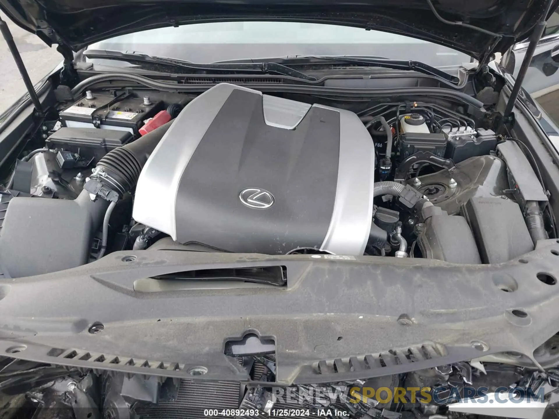 10 fotografías del automóvil dañado JTHGZ1B21P5071826 LEXUS IS 350 2023