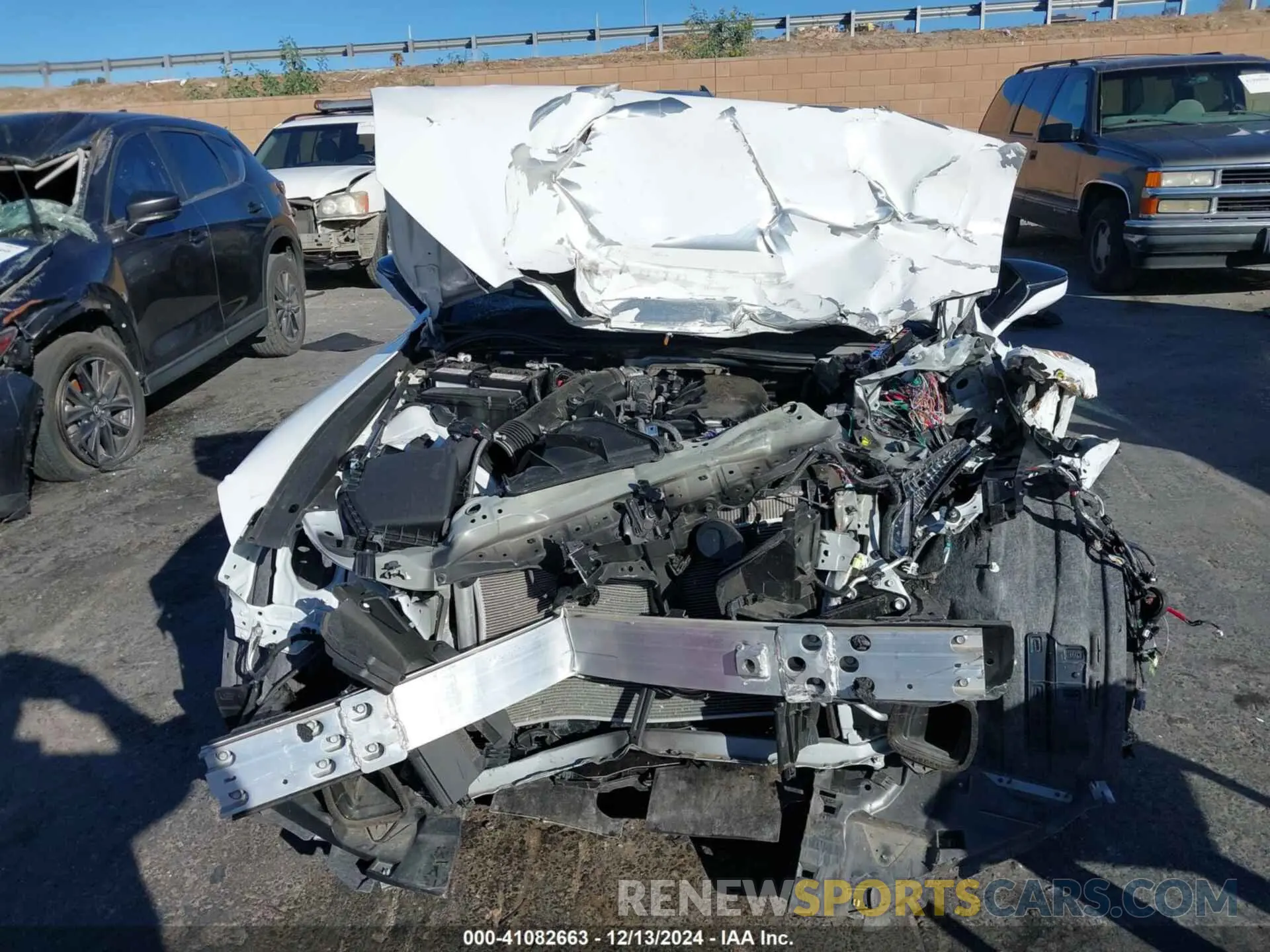 6 fotografías del automóvil dañado JTHGZ1B22P5071298 LEXUS IS 350 2023